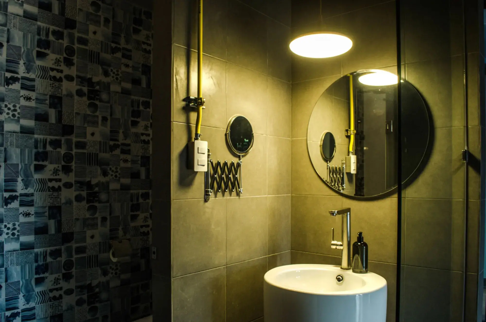 Whereder Poshtel - Hostel