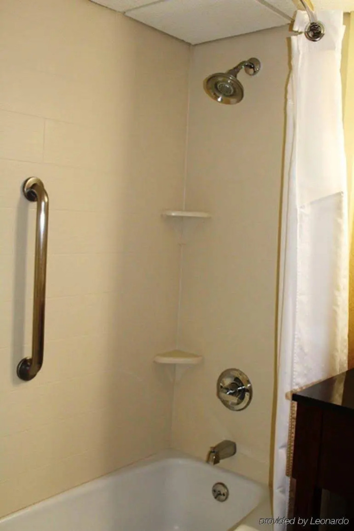 Holiday Inn Express Paramus