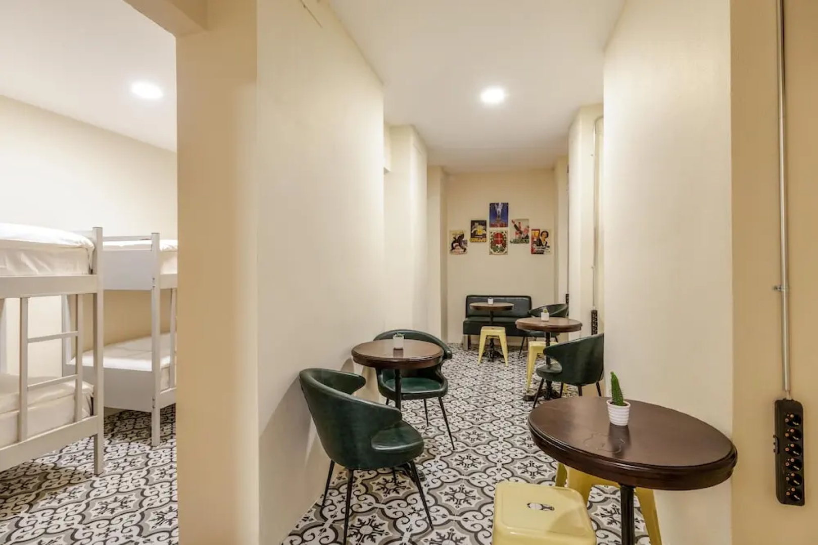 Sanat Hostel Taksim