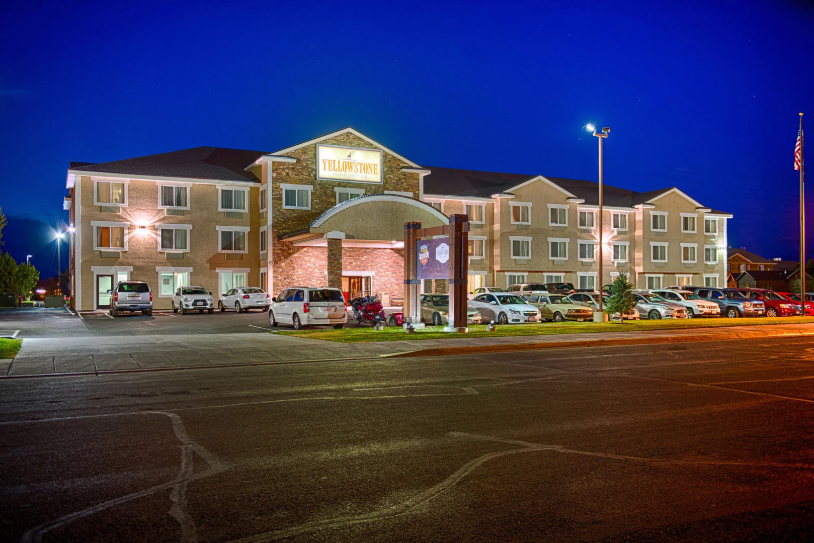 Yellowstone Park Hotel