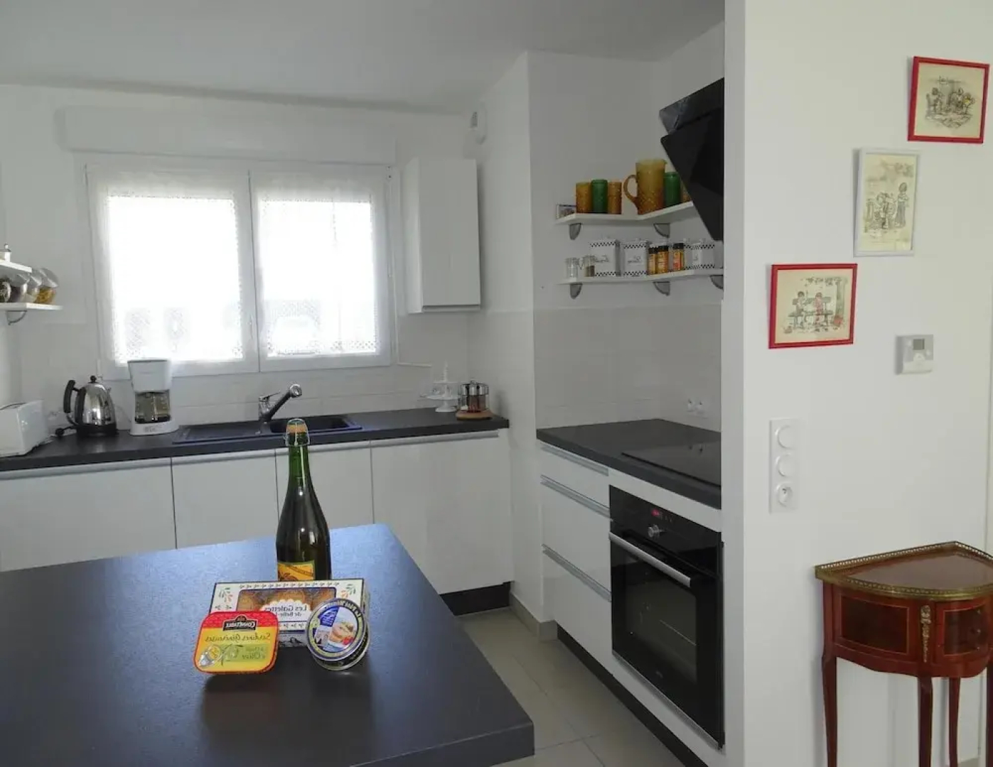 Comfortable Holiday Home With Garden, Near Beach