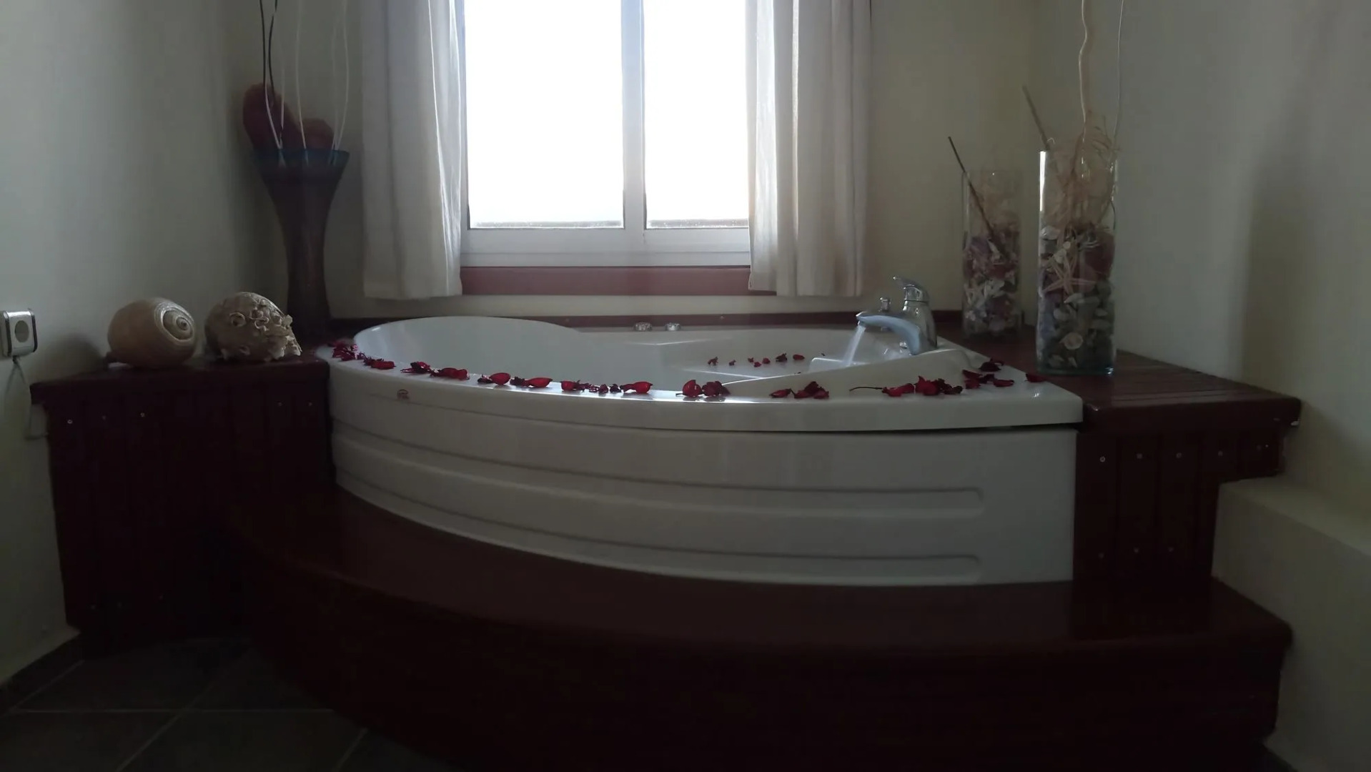 Dolphin Boutique Hotel