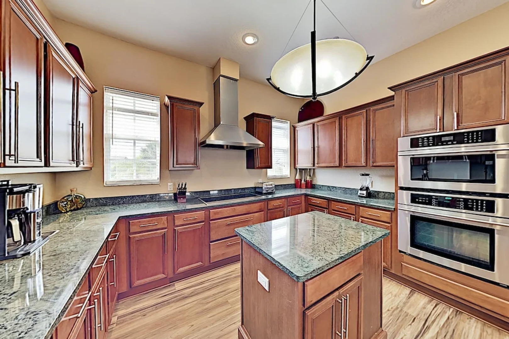 Immaculate Canal W/ Pool, Dock & Game Lounge 4 Bedroom Home