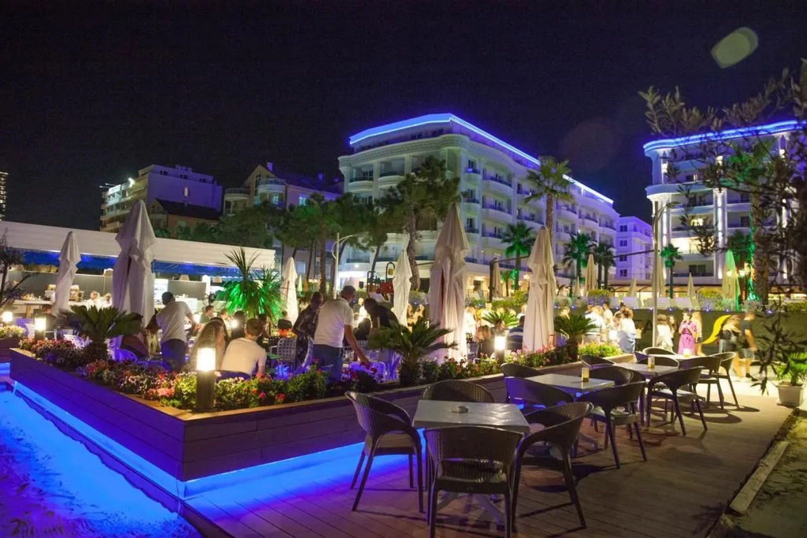 Grand Blue FAFA Resort & Spa