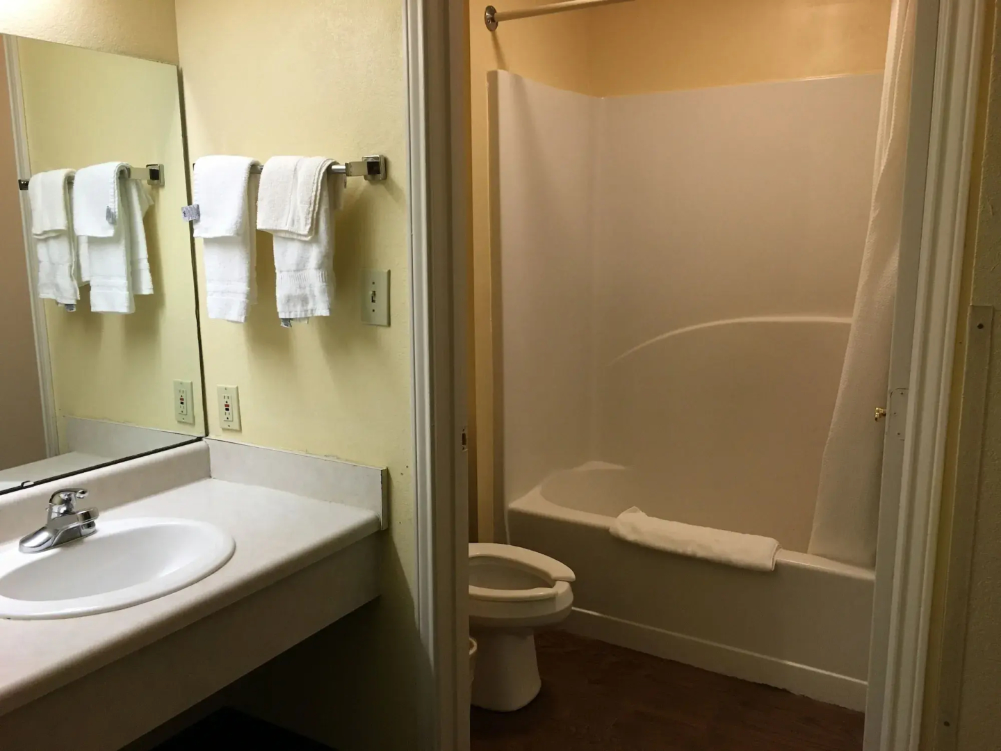 Woodstream Inn