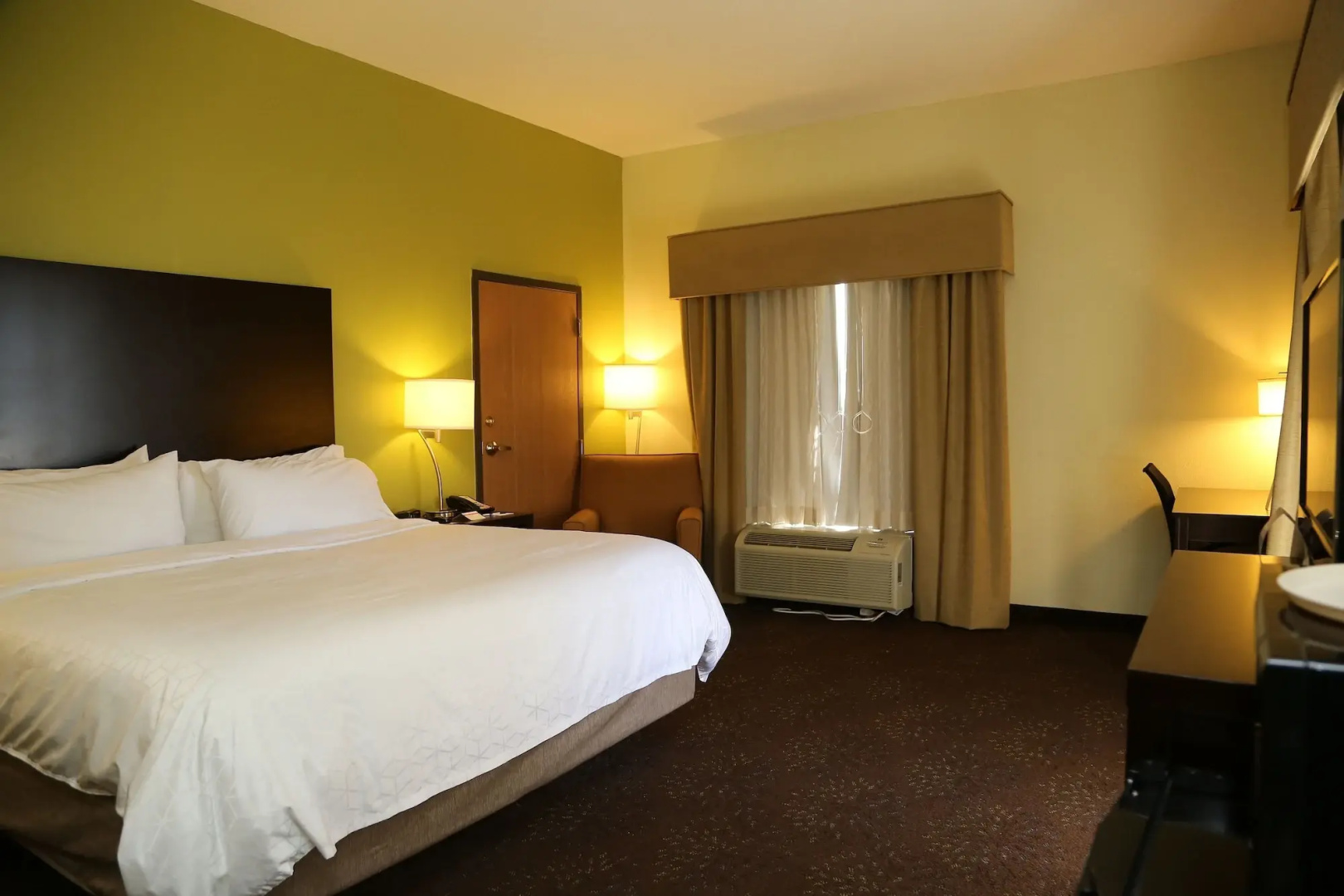 Holiday Inn Express Hotel & Suites Cleveland by IHG