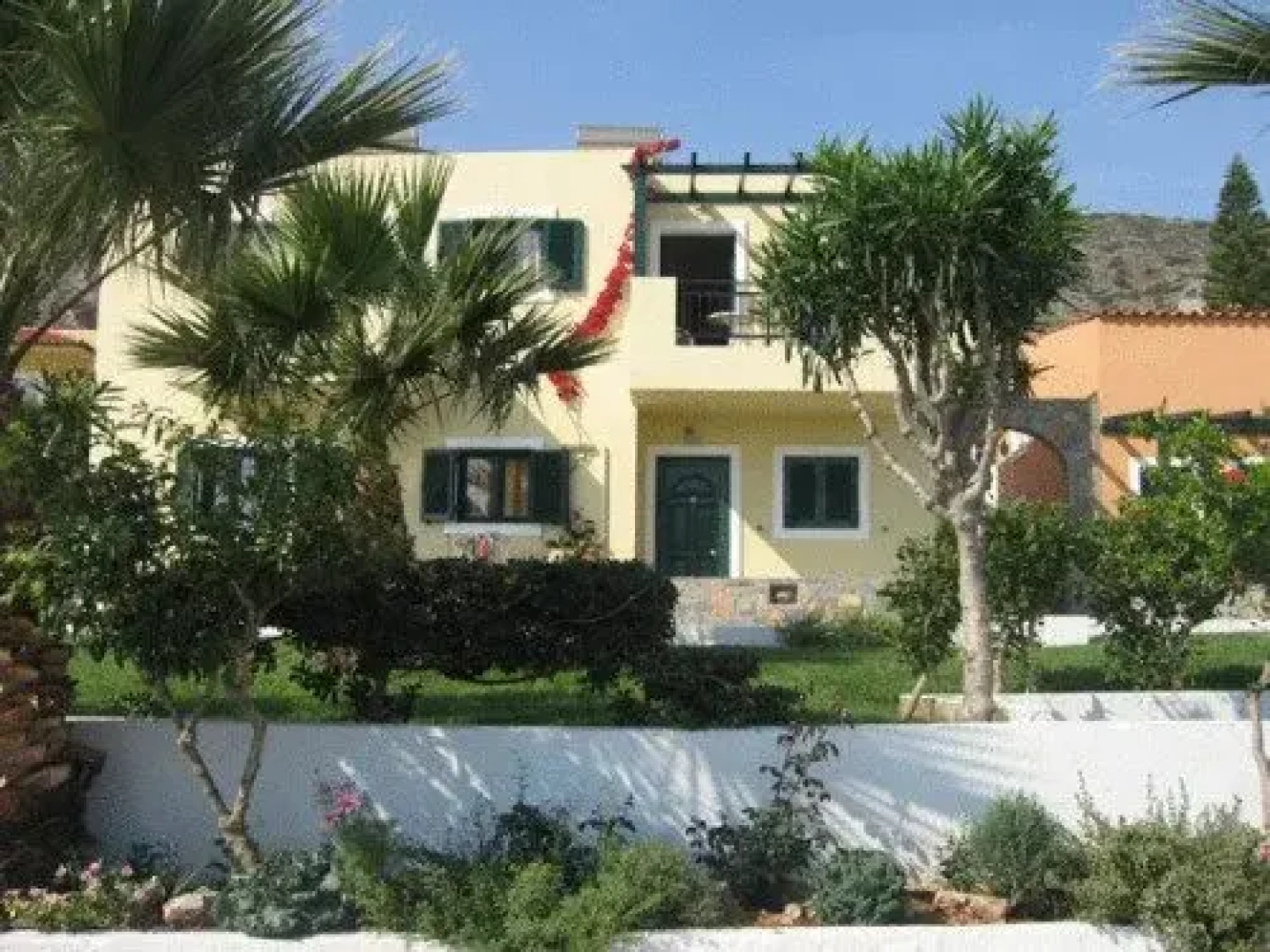 Sunrise Apartments