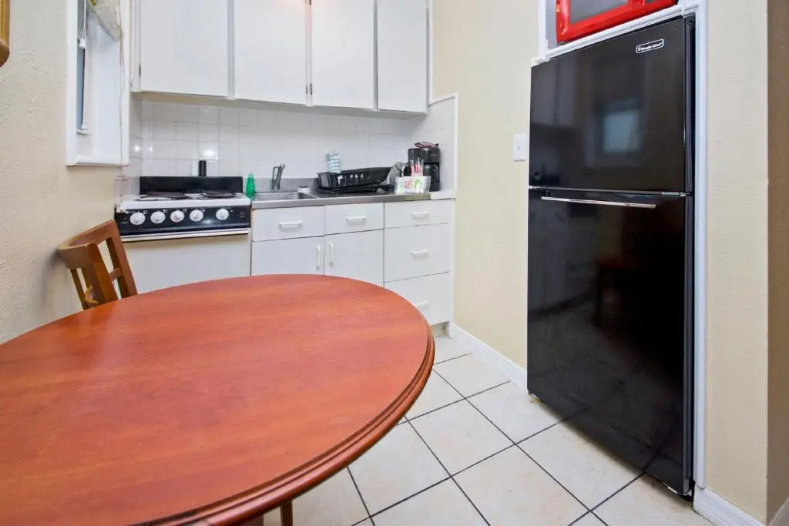 Daytona Shores Inn and Suites