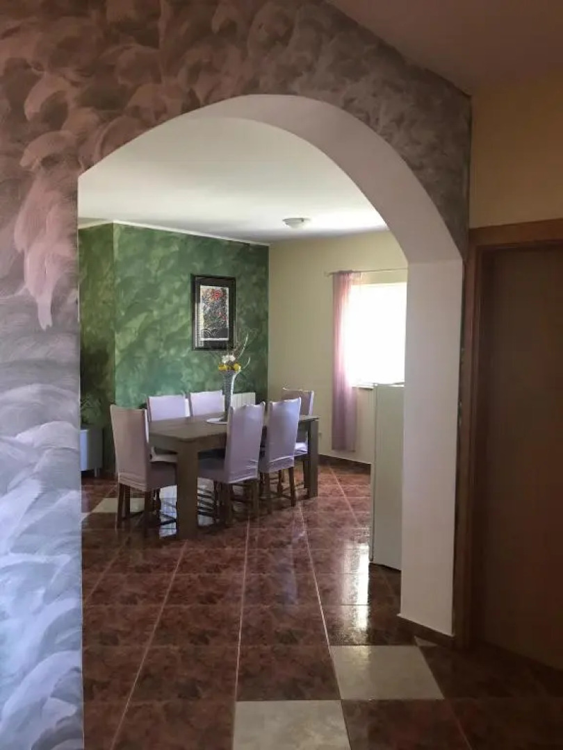 Apartment and Room Marlen