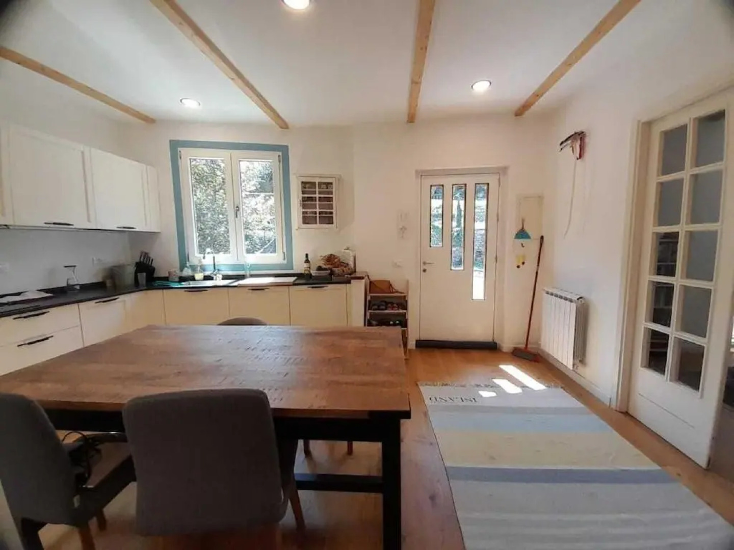 Quiet Villa, wonderful garden 10-minute walk from the sea!