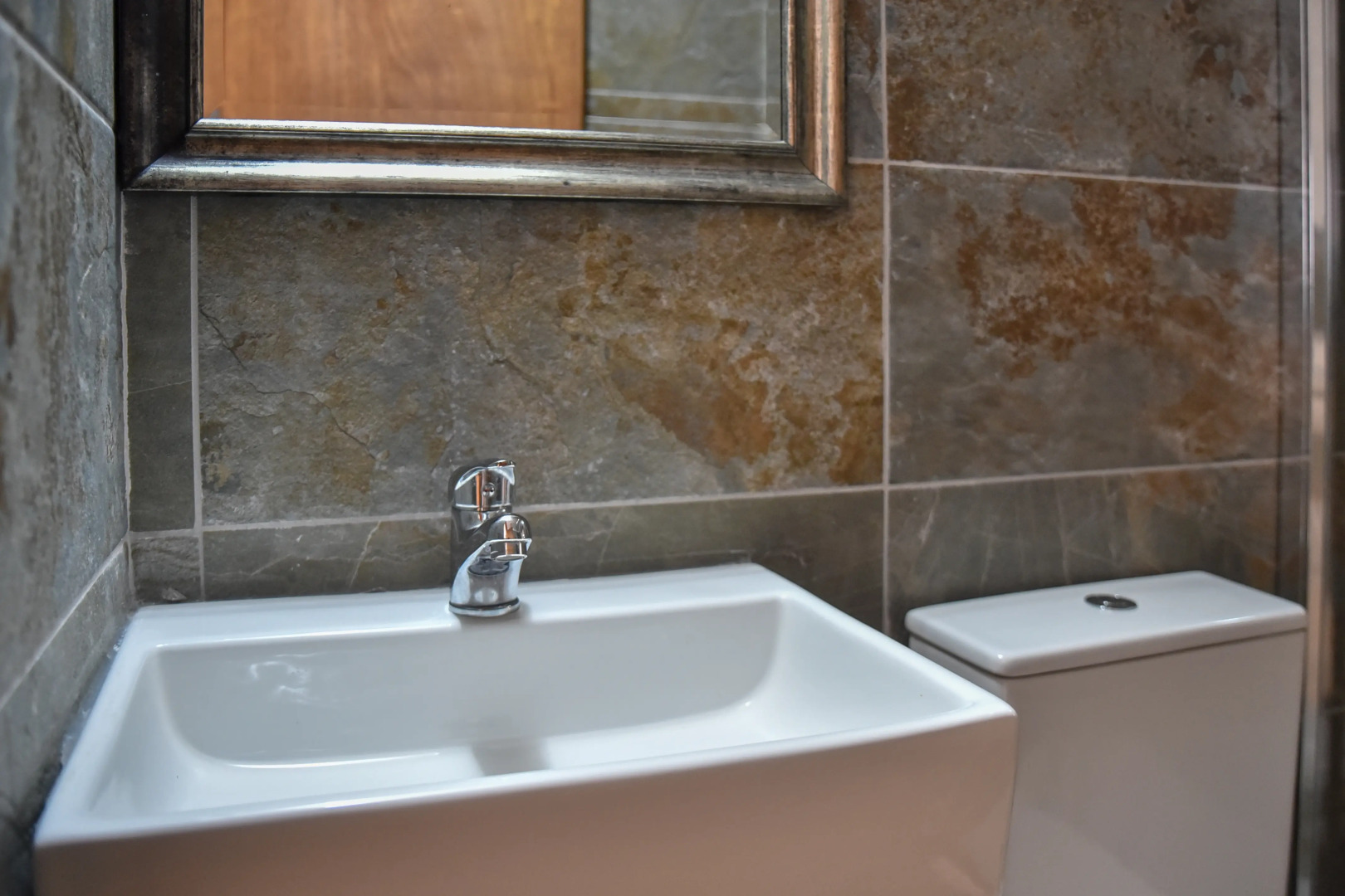 Iraklis Studios & Apartments