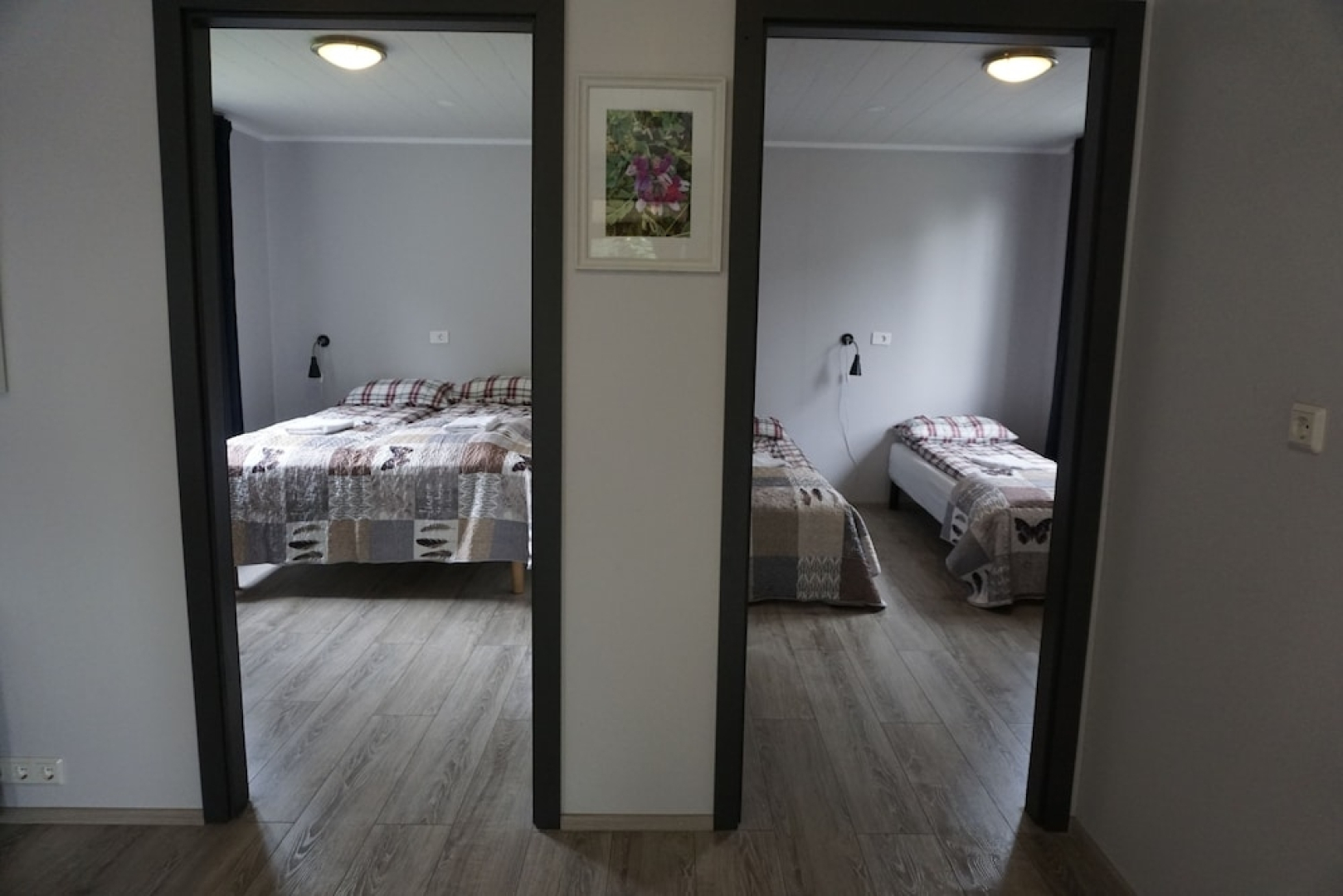 Hlíðarból Apartments