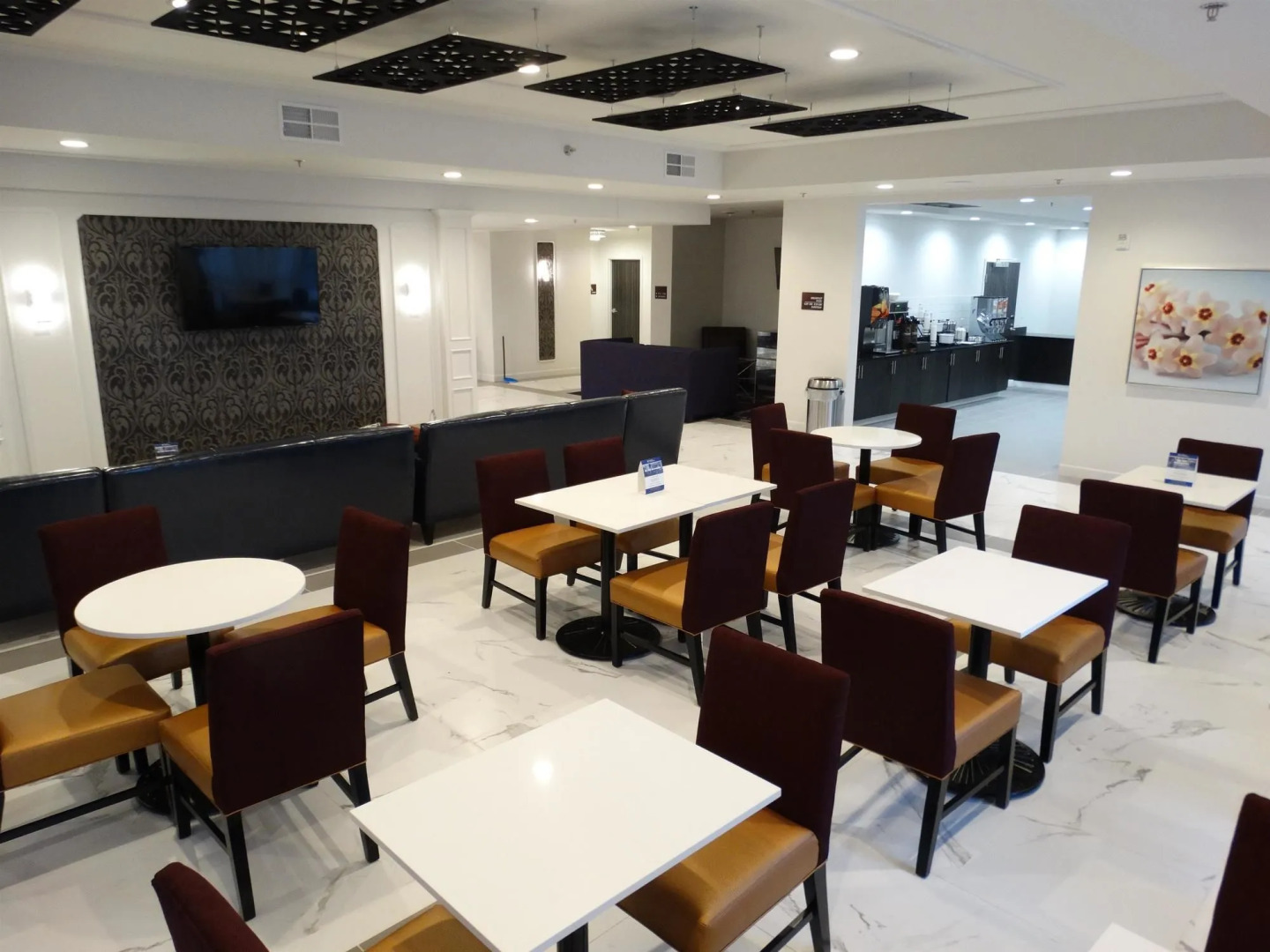 Best Western Plus New Richmond Inn & Suites