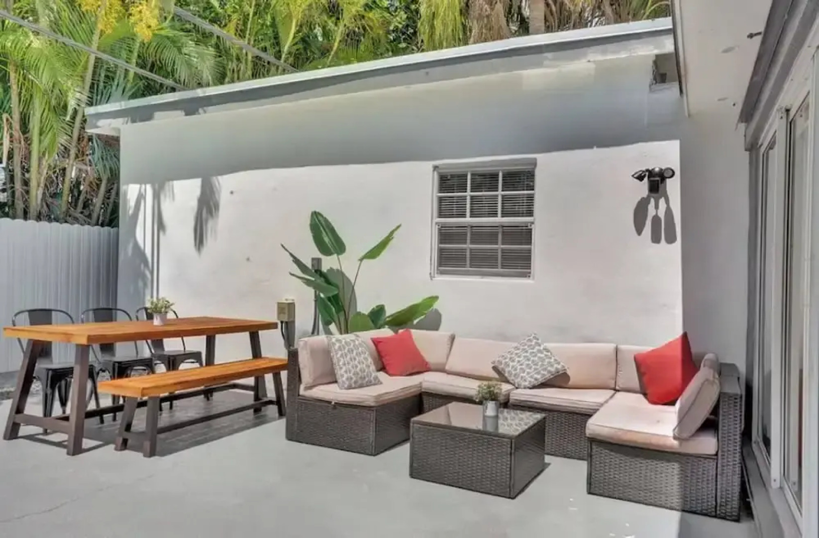 Spacious Home With Heated Pool