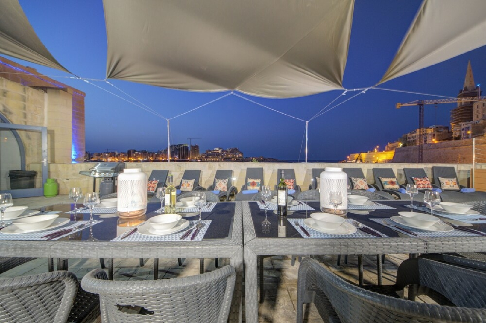Waterfront Valletta House-tritoni hotels
