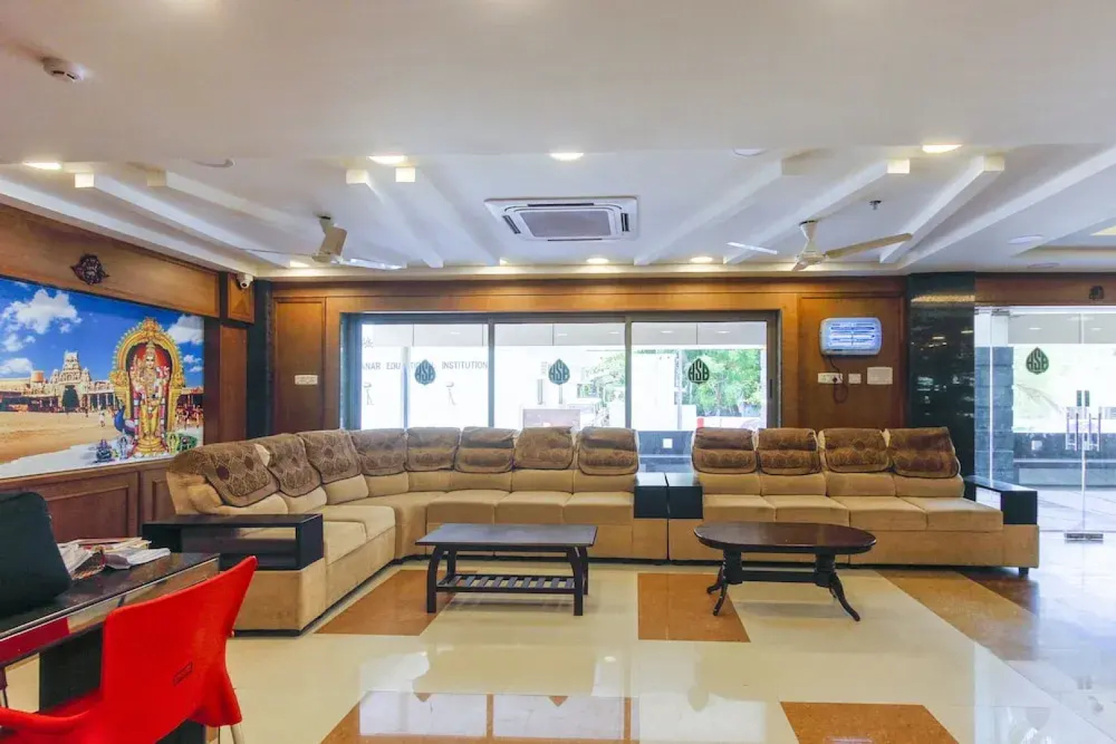 Capital O 47729 Hotel Saravana Bhavan