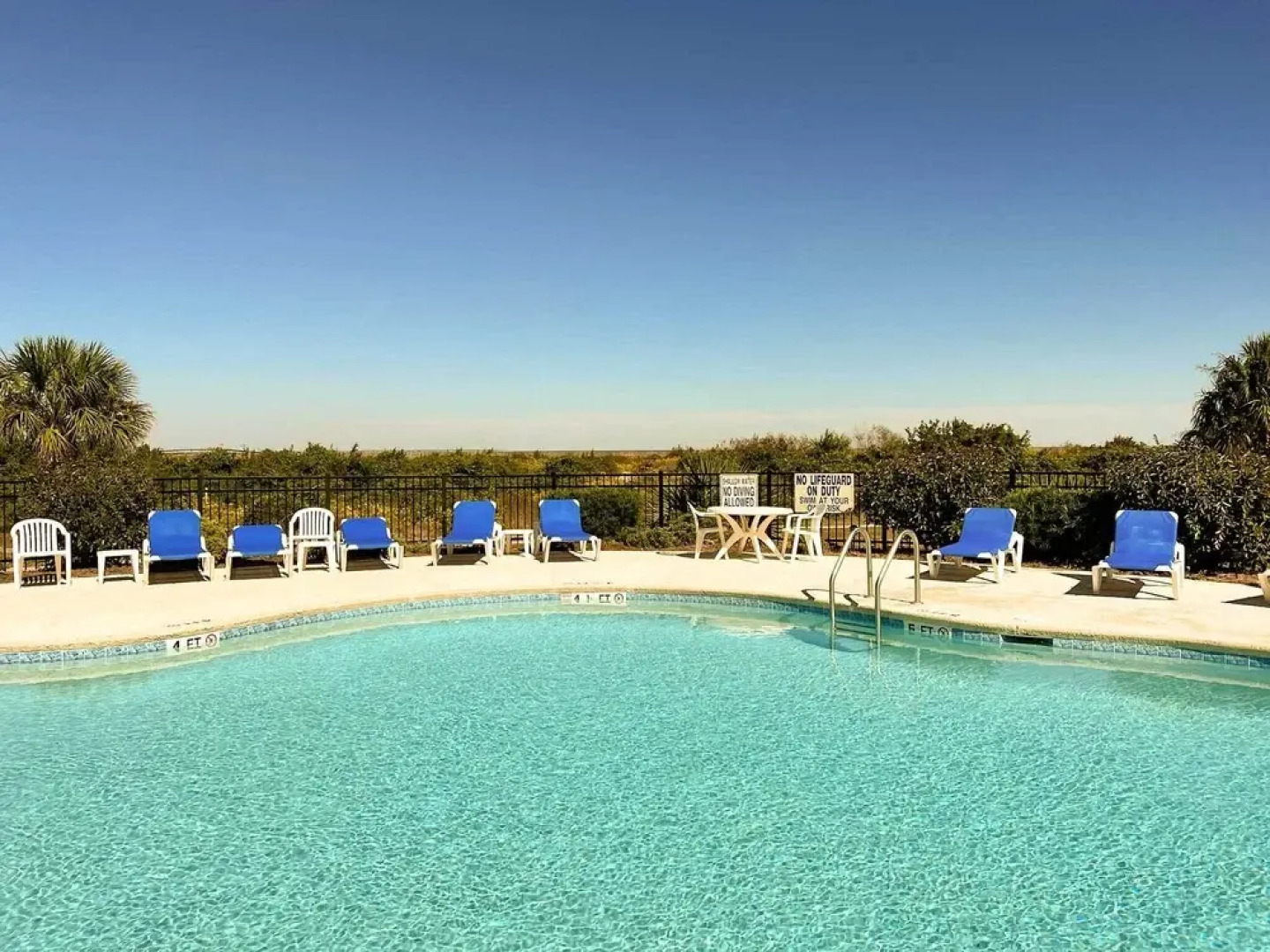 St Helena Island Condo w/ Pool & Beach Access!