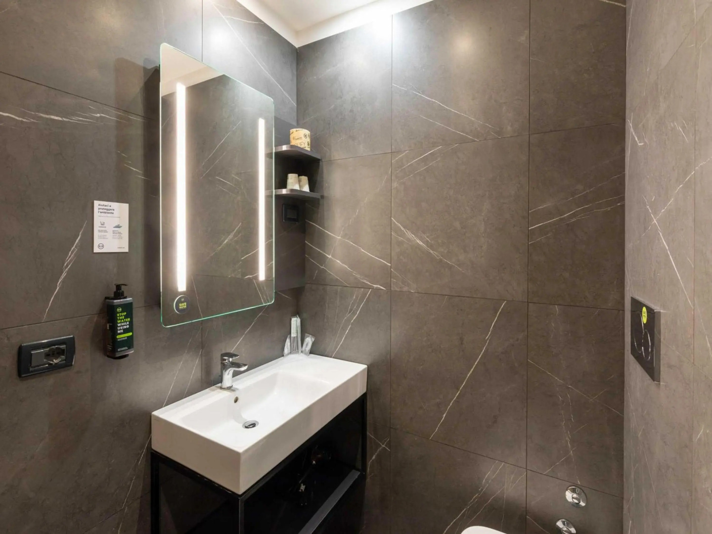 Отель B&B Hotel Roma Tuscolana San Giovanni