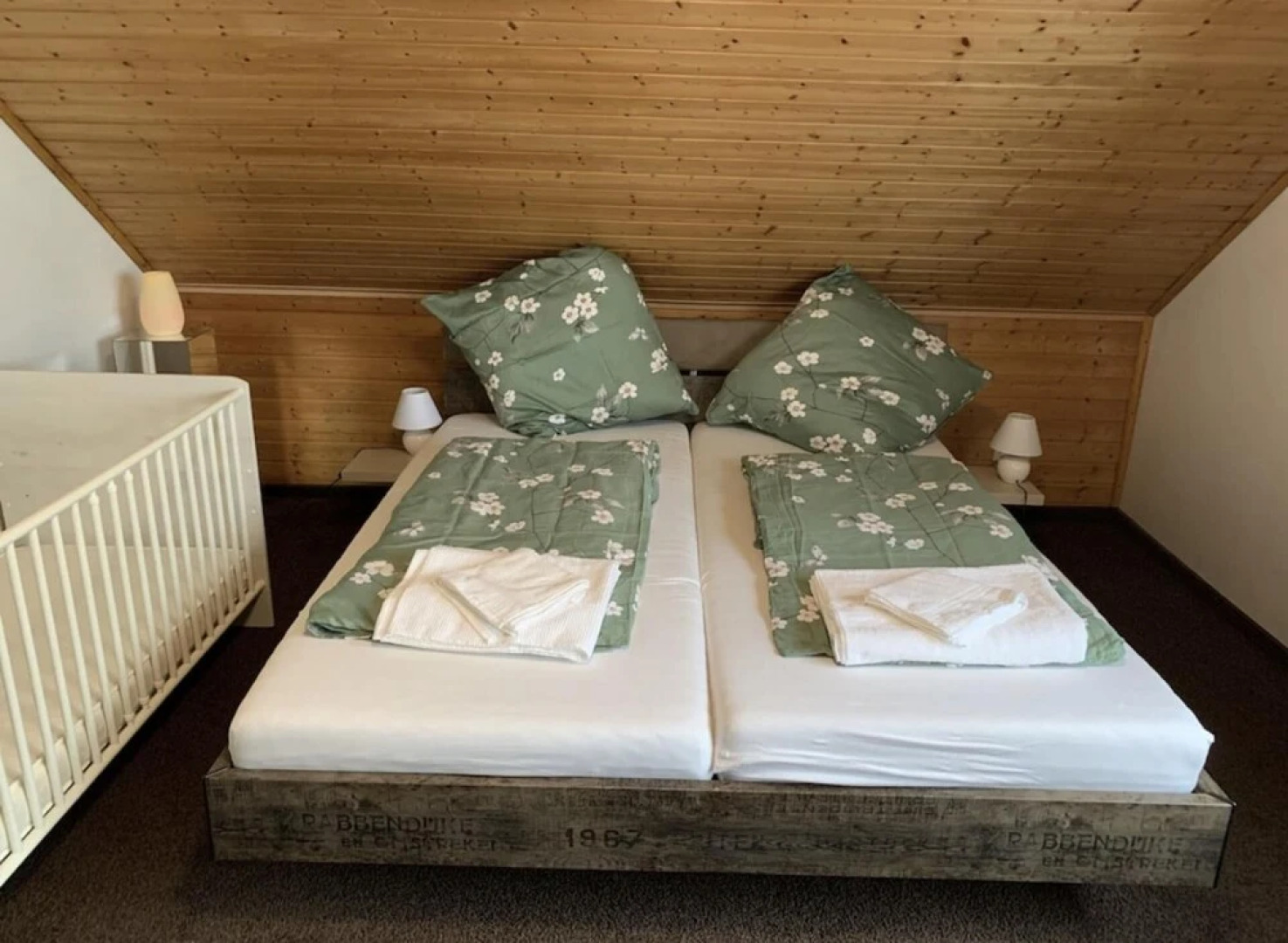 Charming 3- Bed Apartment in City Celle