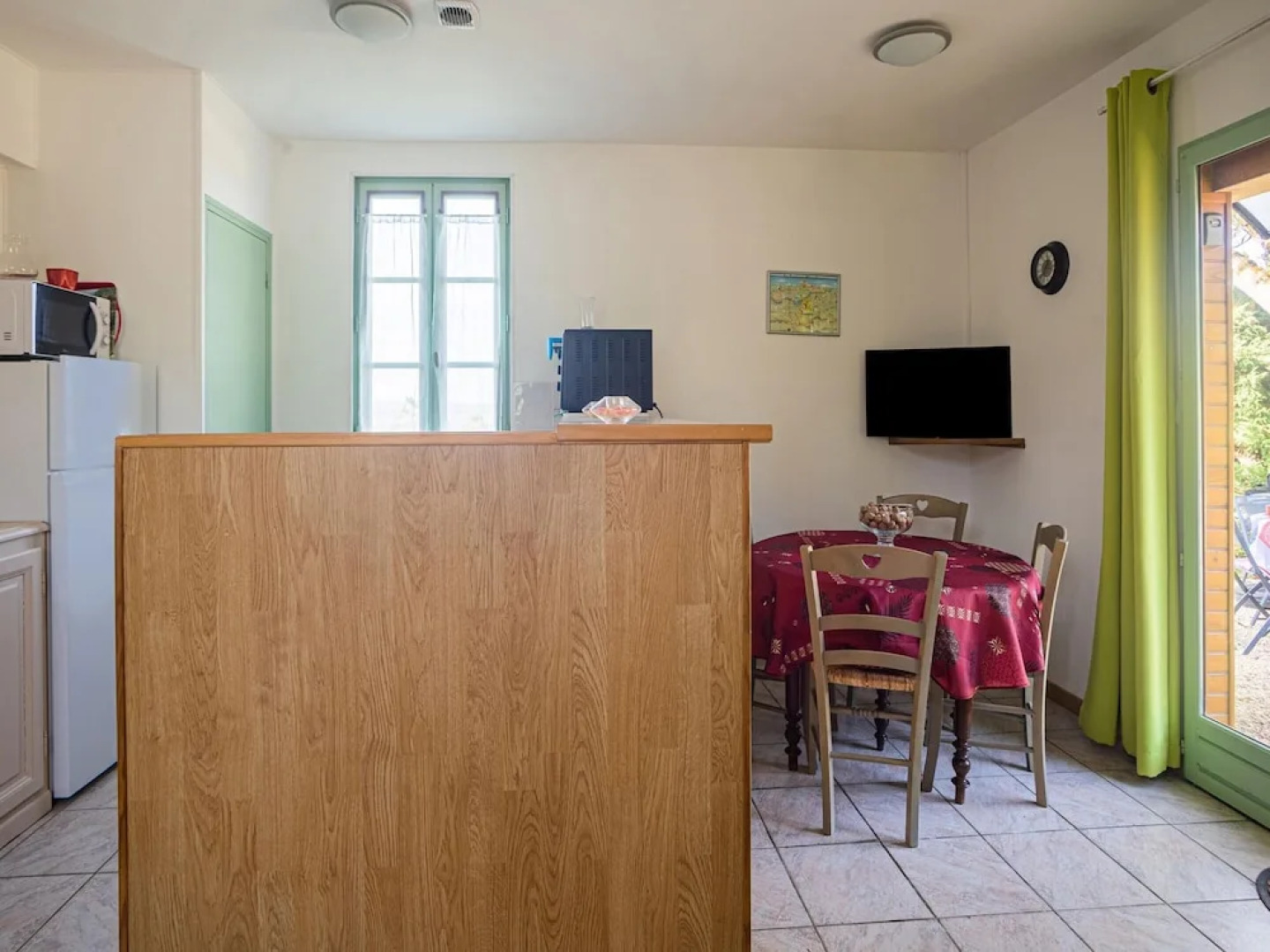 Tasteful Holiday Home in Marnac With Garden