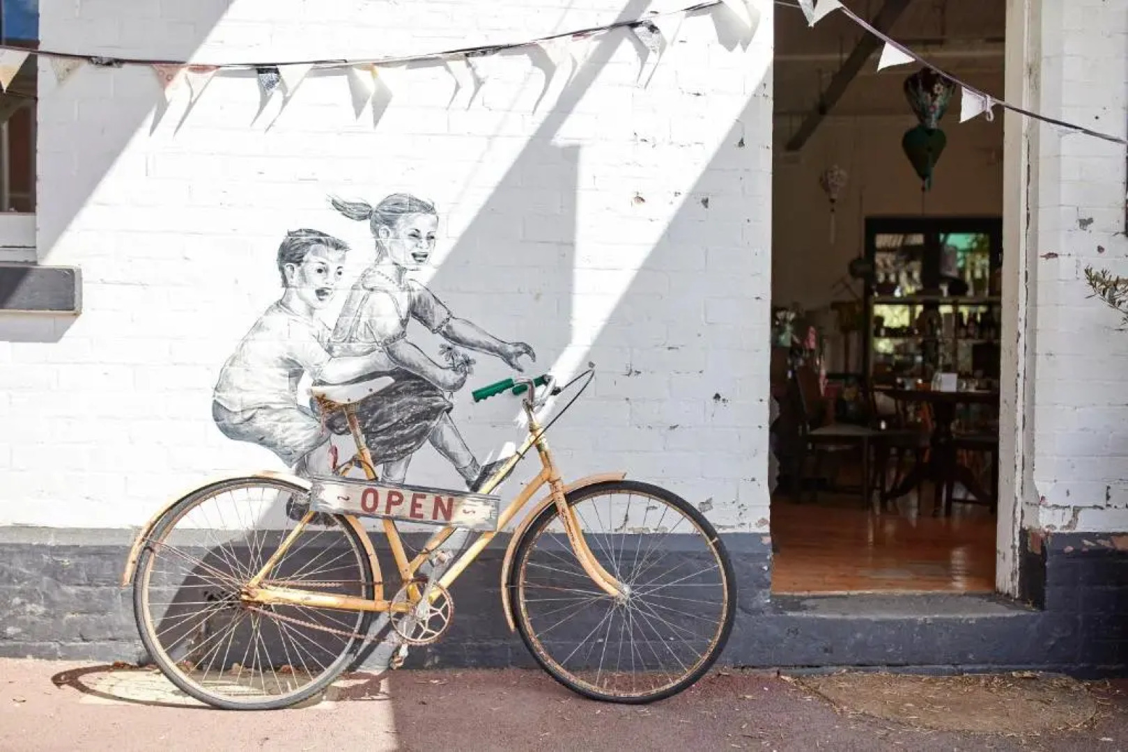 Corner Hotel Alexandra