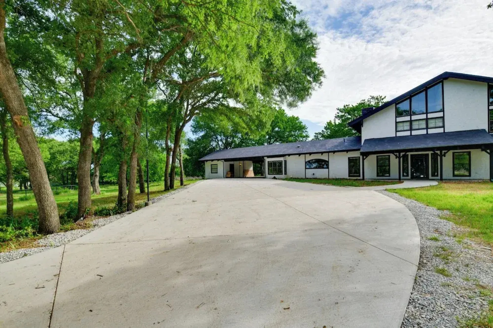 Private Pool: Pilot Point Home on 45 Acres