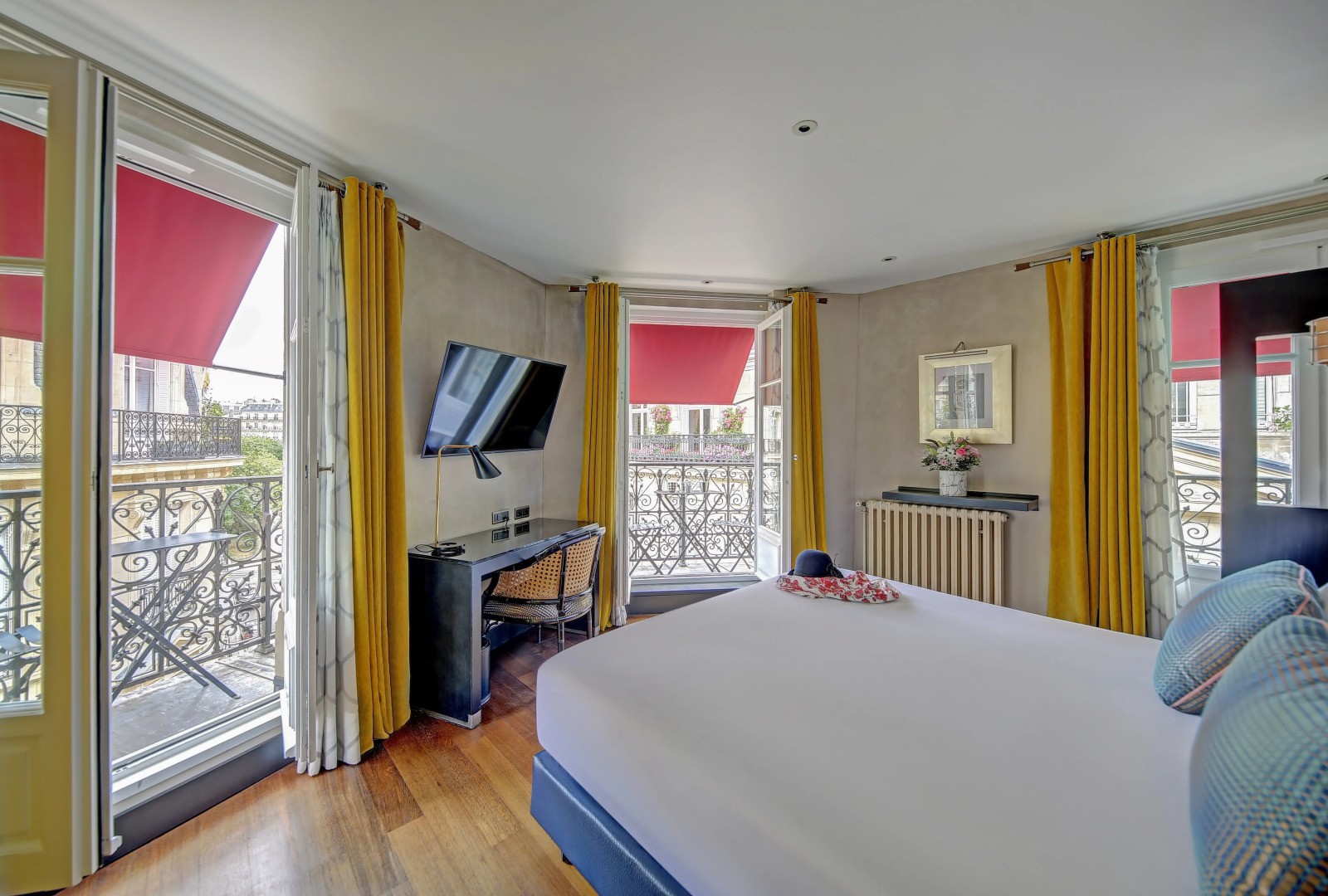 Chalgrin Boutique Hotel