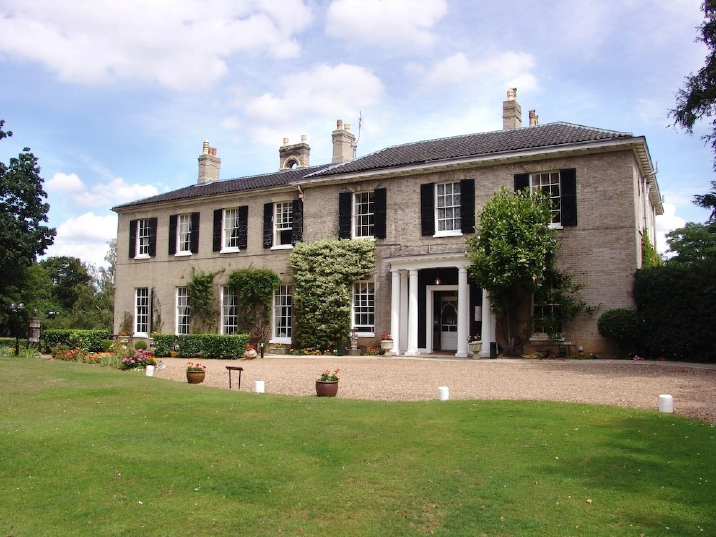 Caistor Hall Hotel