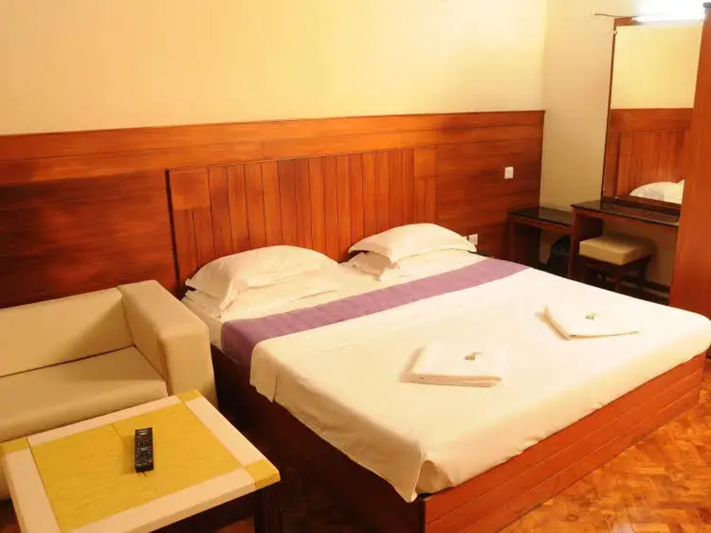 Fast Track Hotels Yercaud