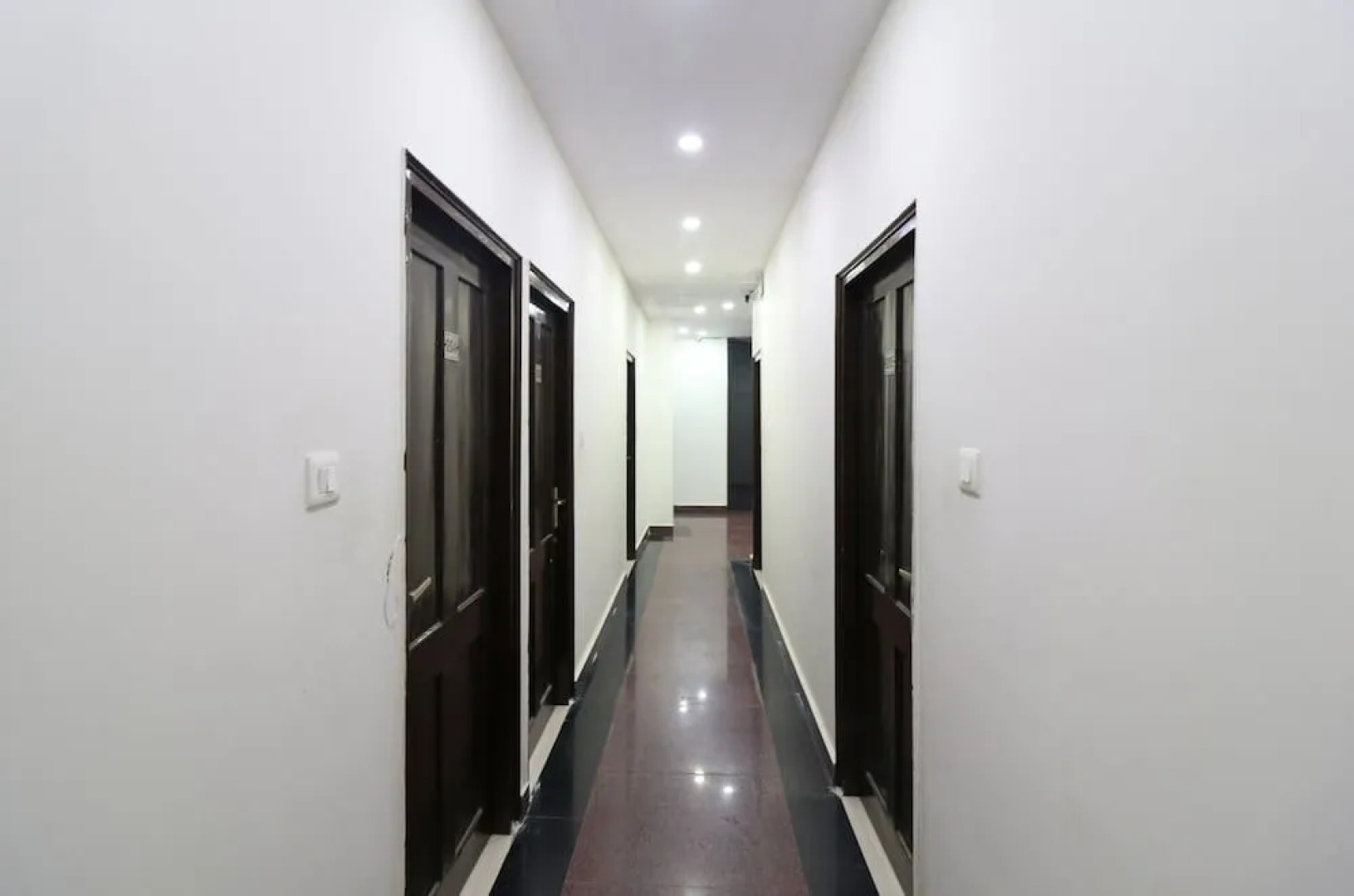 OYO 9565 Hotel New Shiv Murti