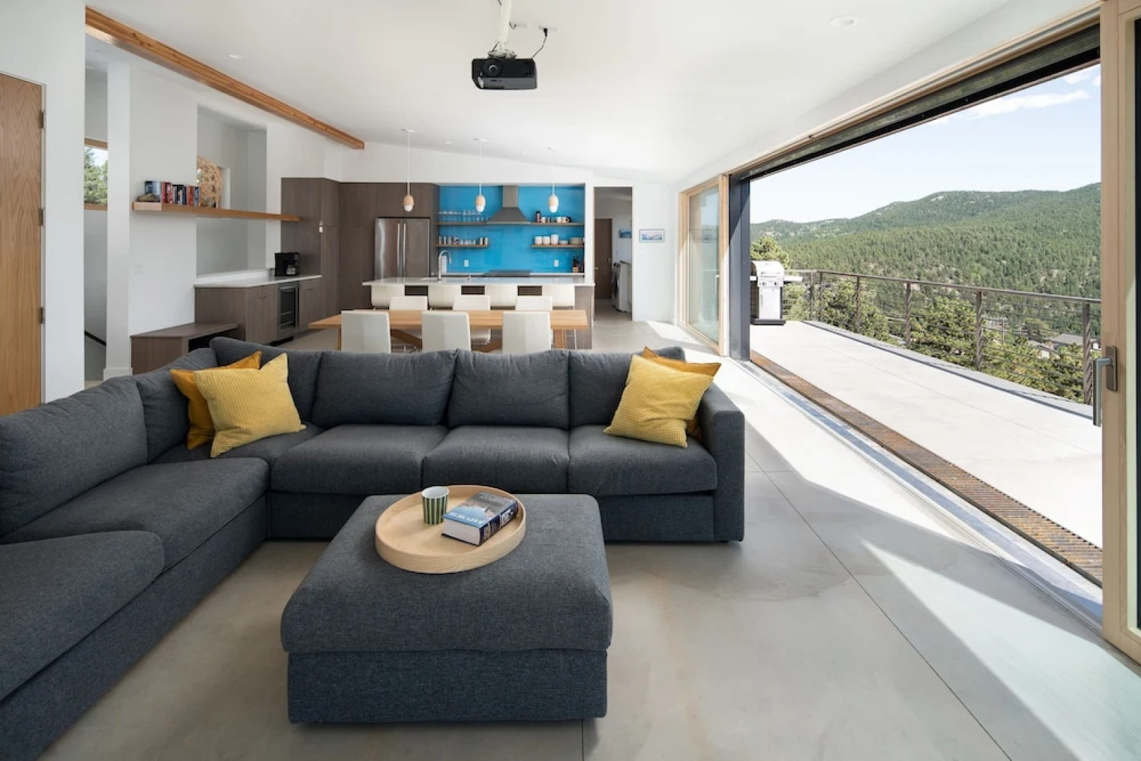 Timberline Haus 3 Bedroom Home by RedAwning