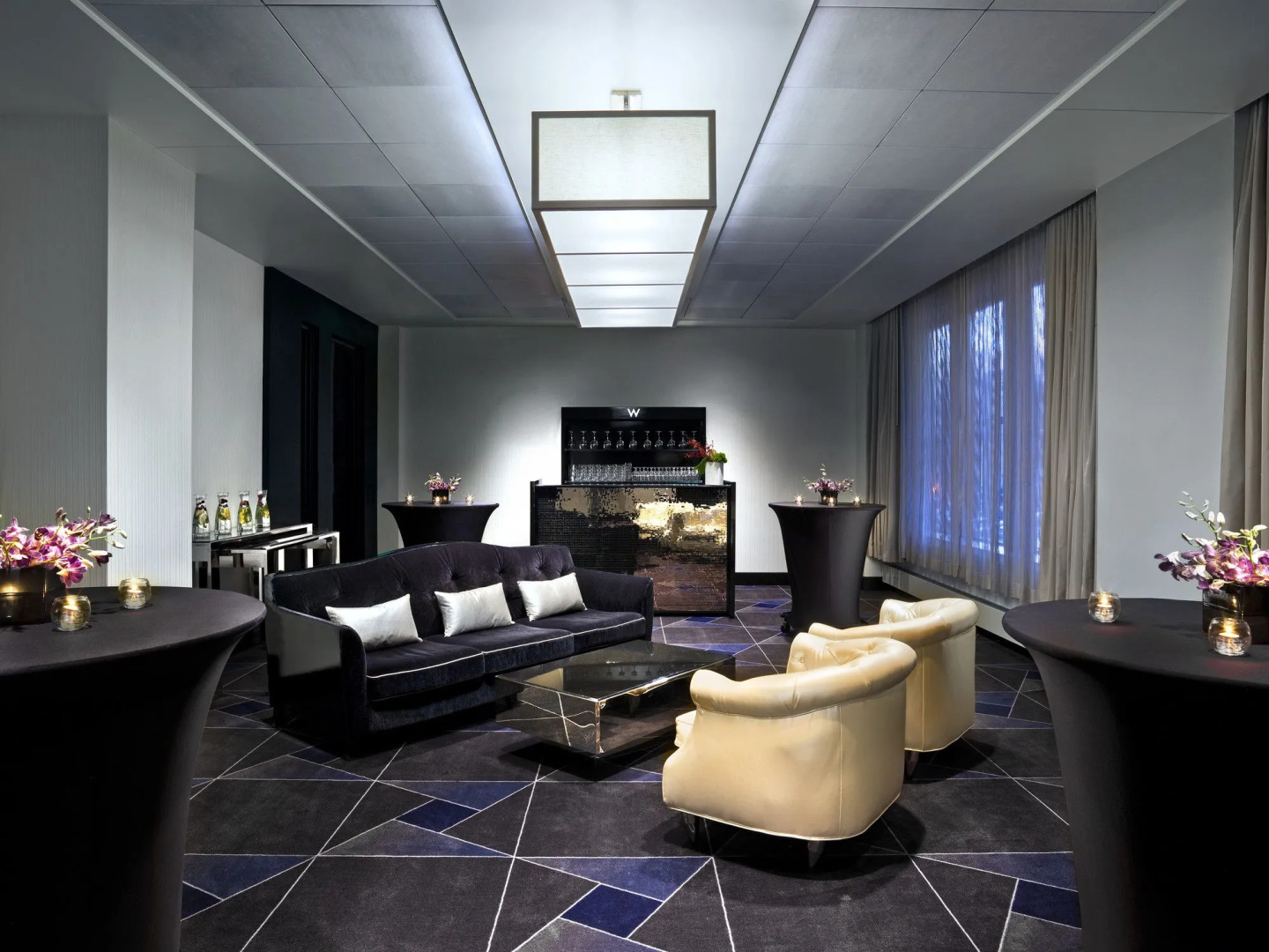 W Minneapolis - The Foshay