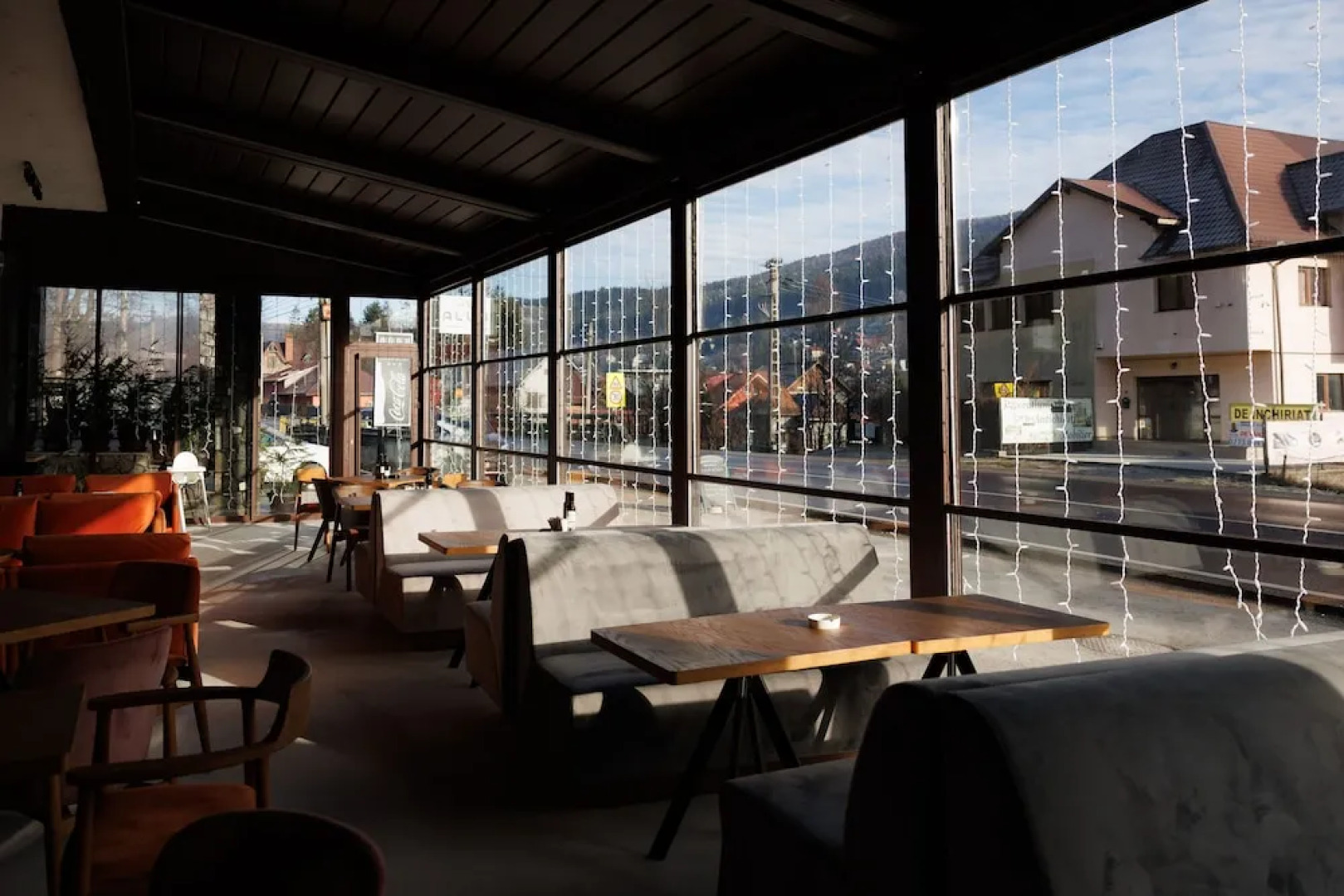 Suru Hotel & Restaurant