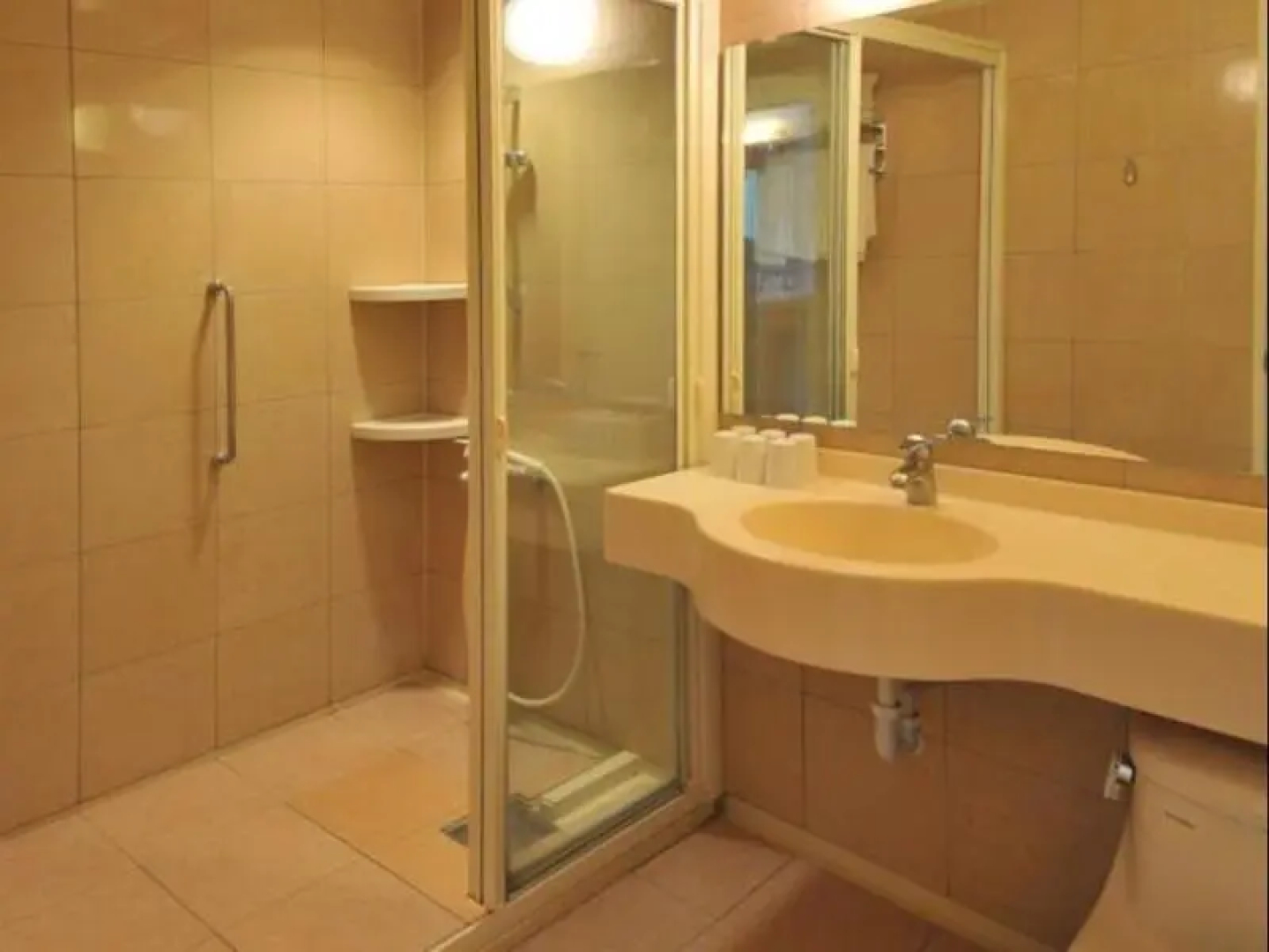 Jun Yue Hanging Garden Resort
