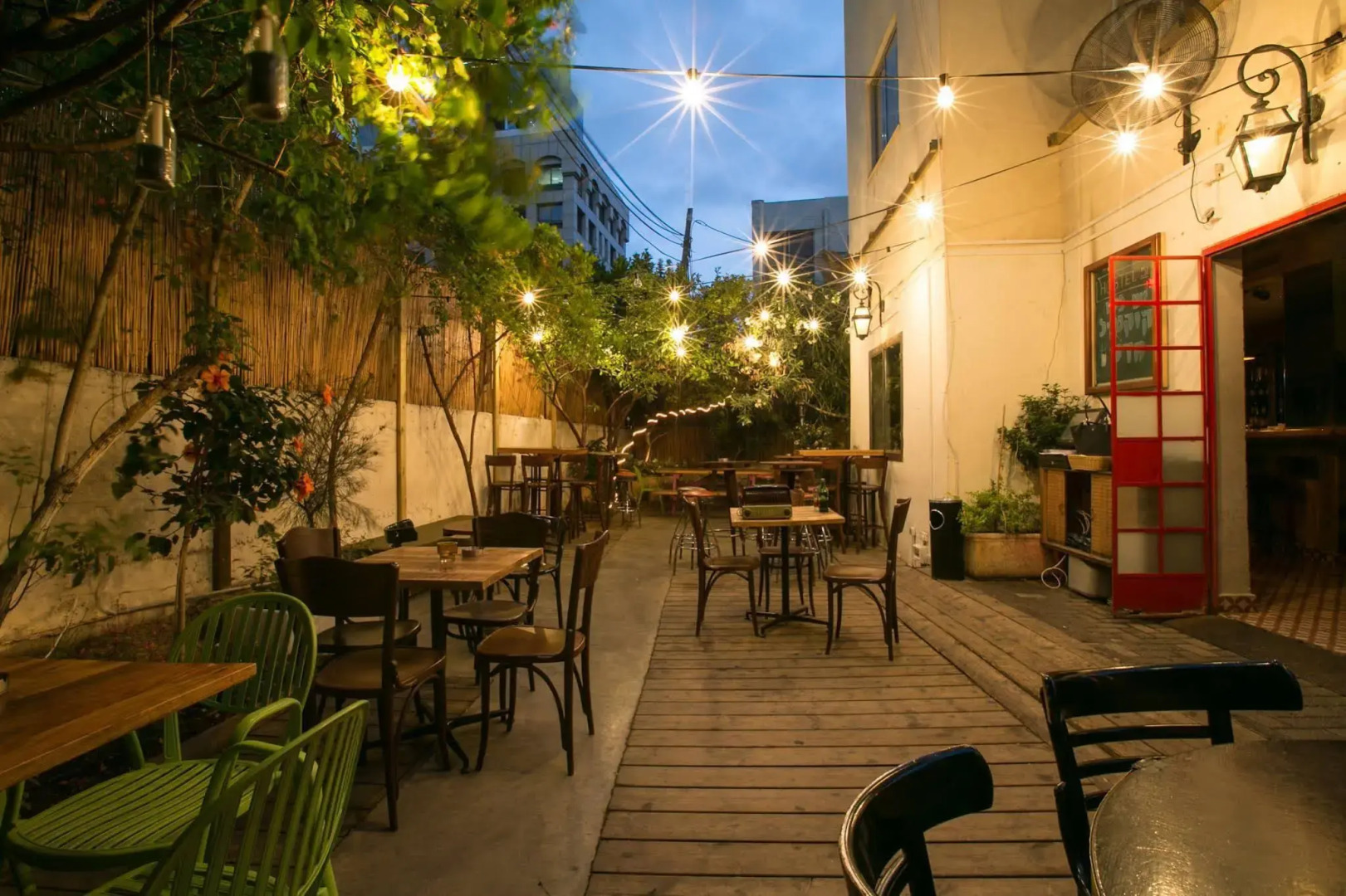 Little Tel-Aviv Hostel