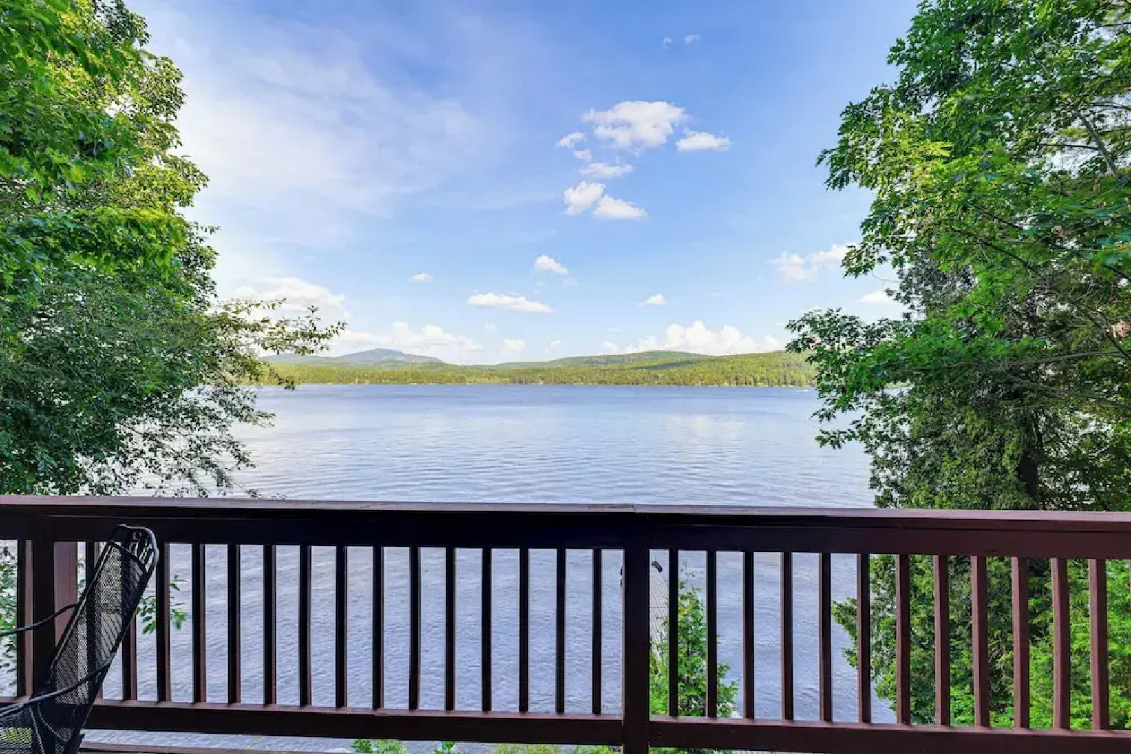 'sweet Serenity' Schroon Lake Family Retreat!
