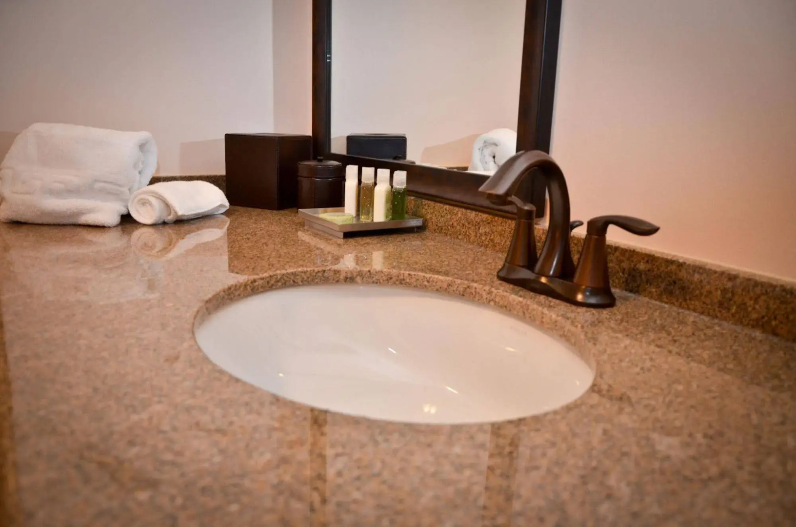 Overlook Lodge at Bear Mountain