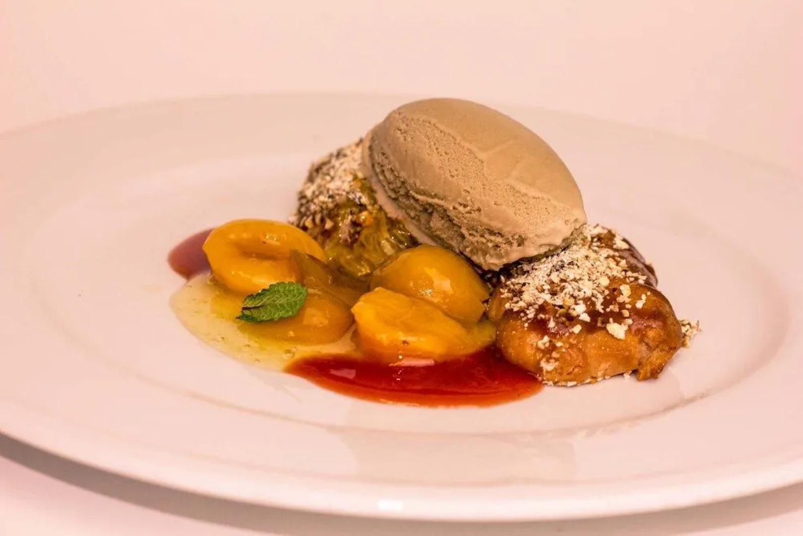 Landhotel & Weingasthof Schwarzer Adler