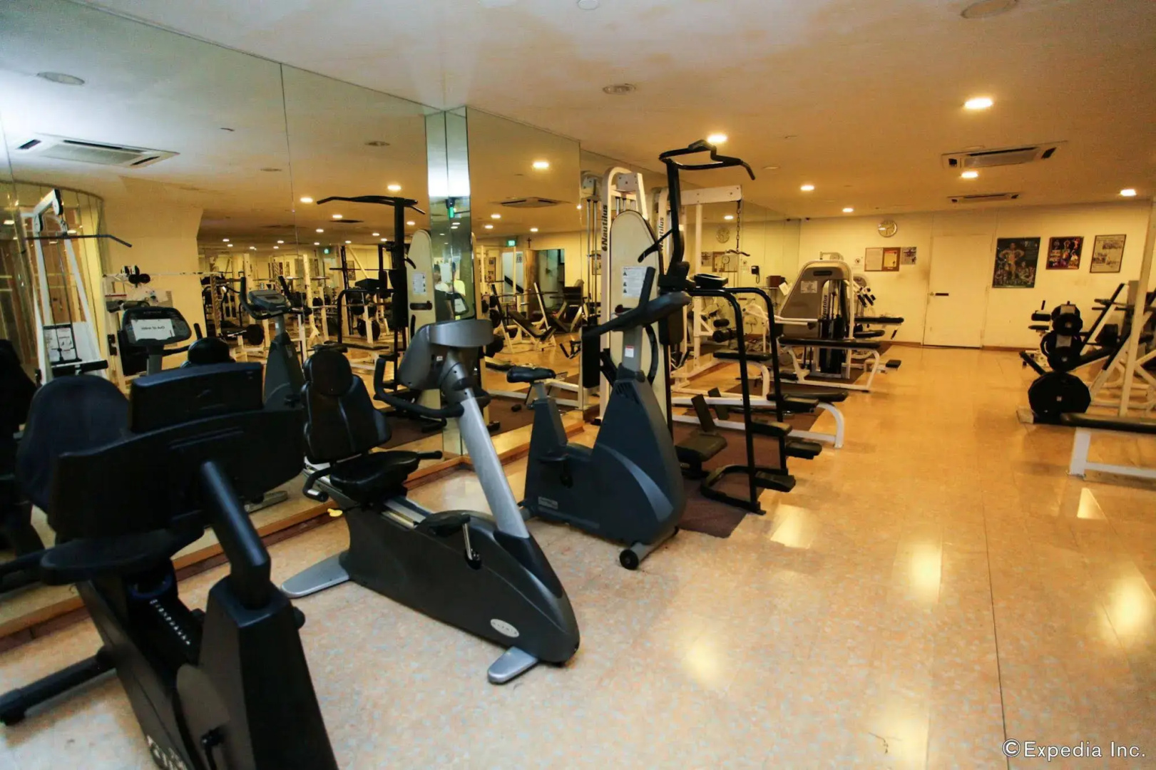 YMCA One Orchard - SG Clean