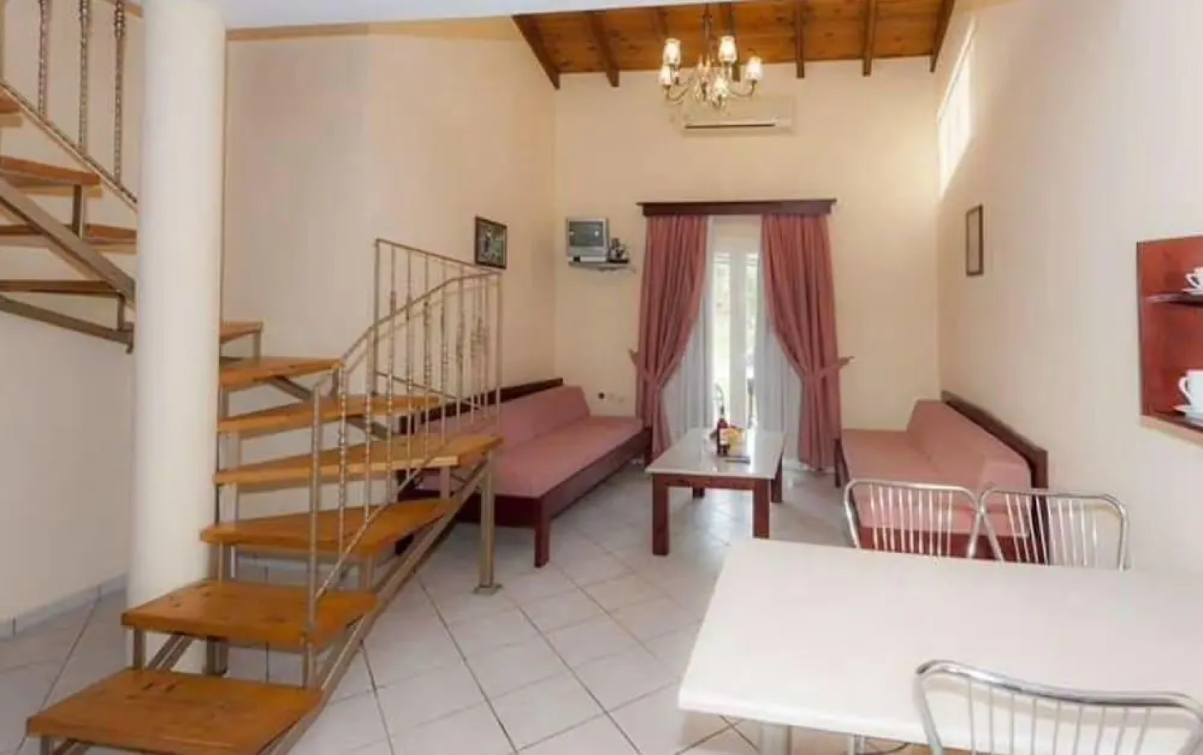 L'Eremo Luxury Apartments