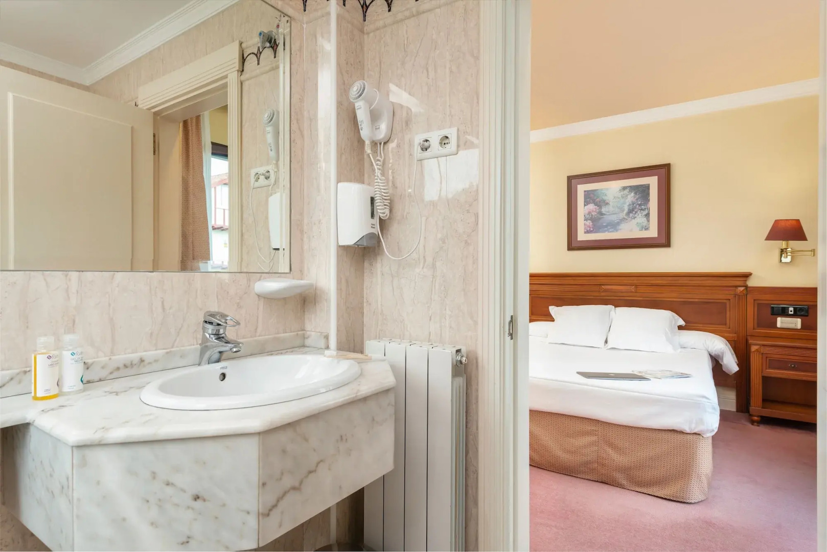 Hospedium Hotel Sky Blu Loiu