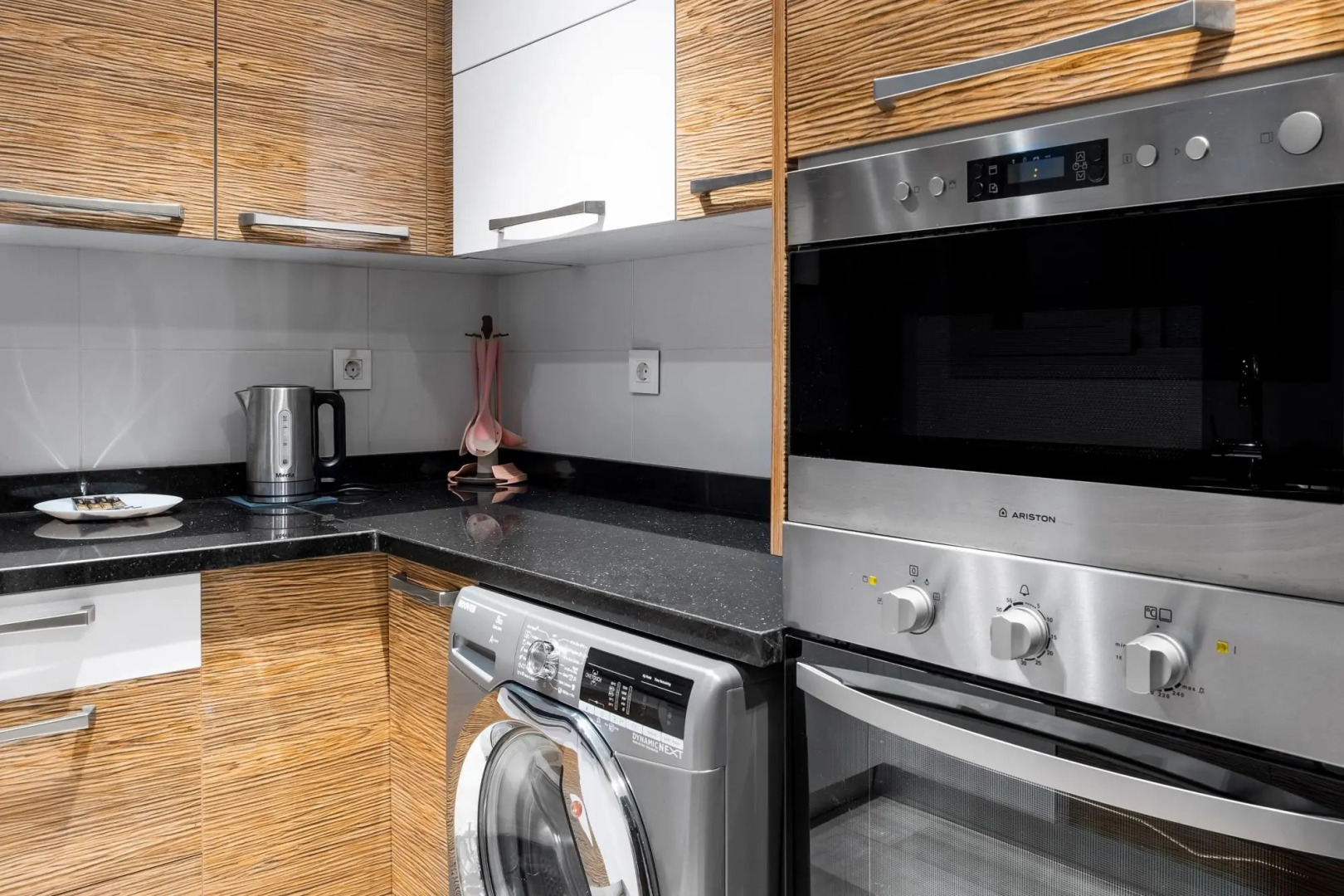 VESTA  - Luxury APT - 2BR - CFC