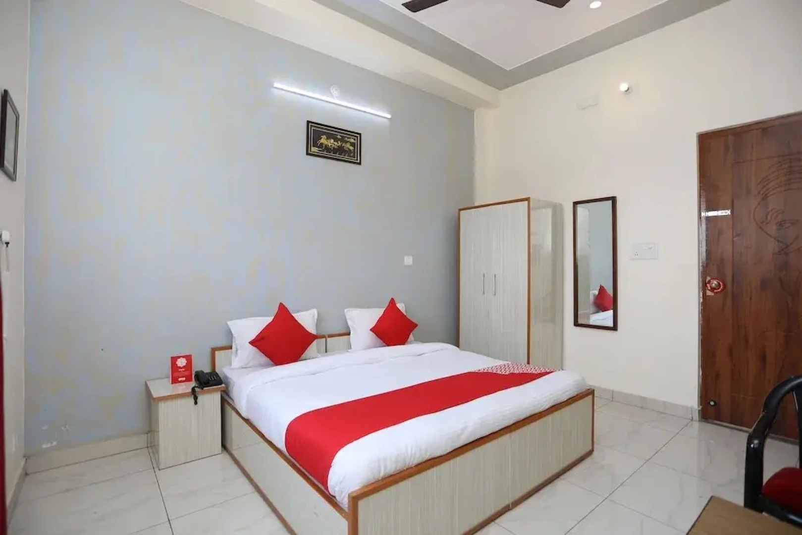 Shree Ram Palace By OYO Rooms