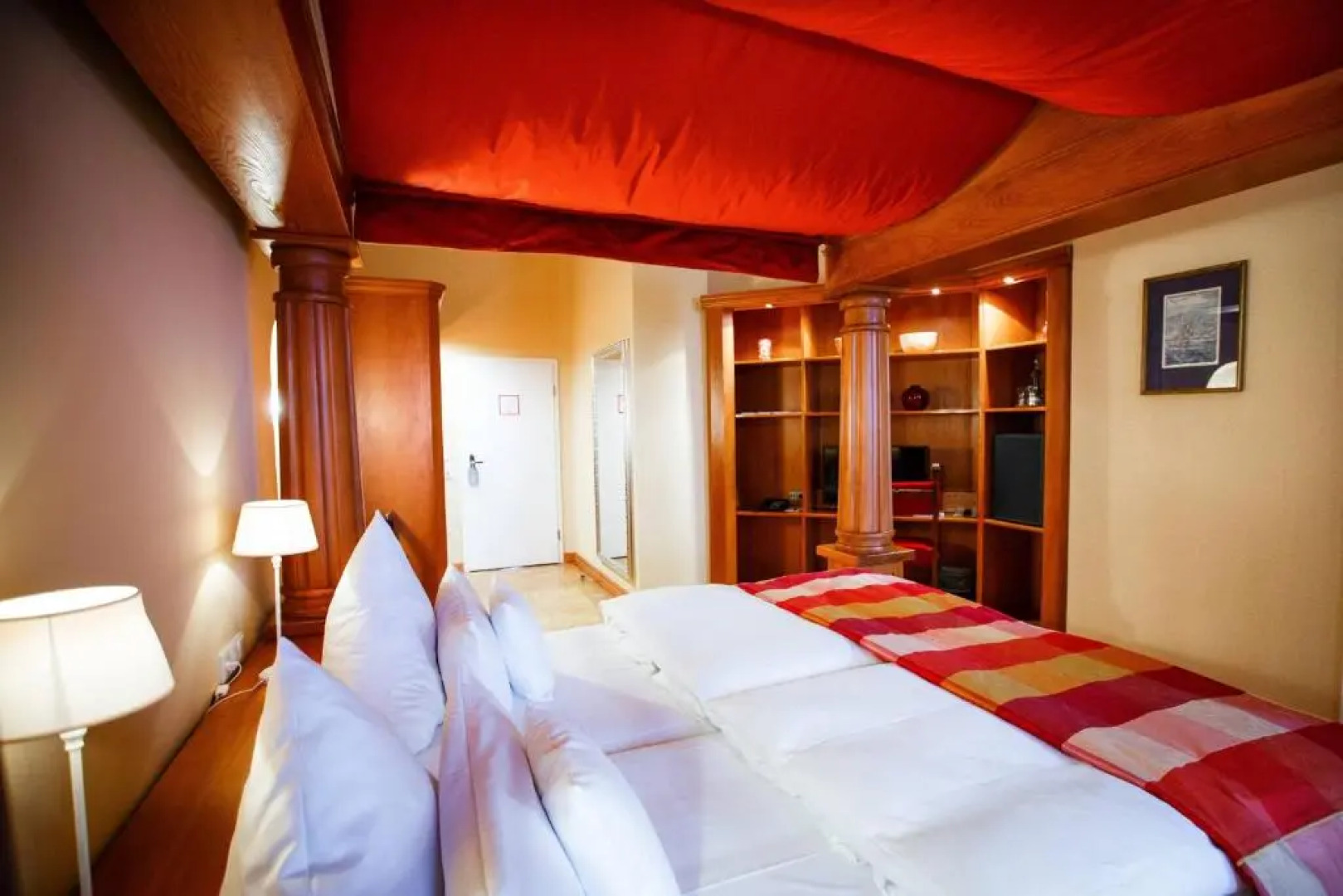 Burg & Gästehaus by Schwarzenstein