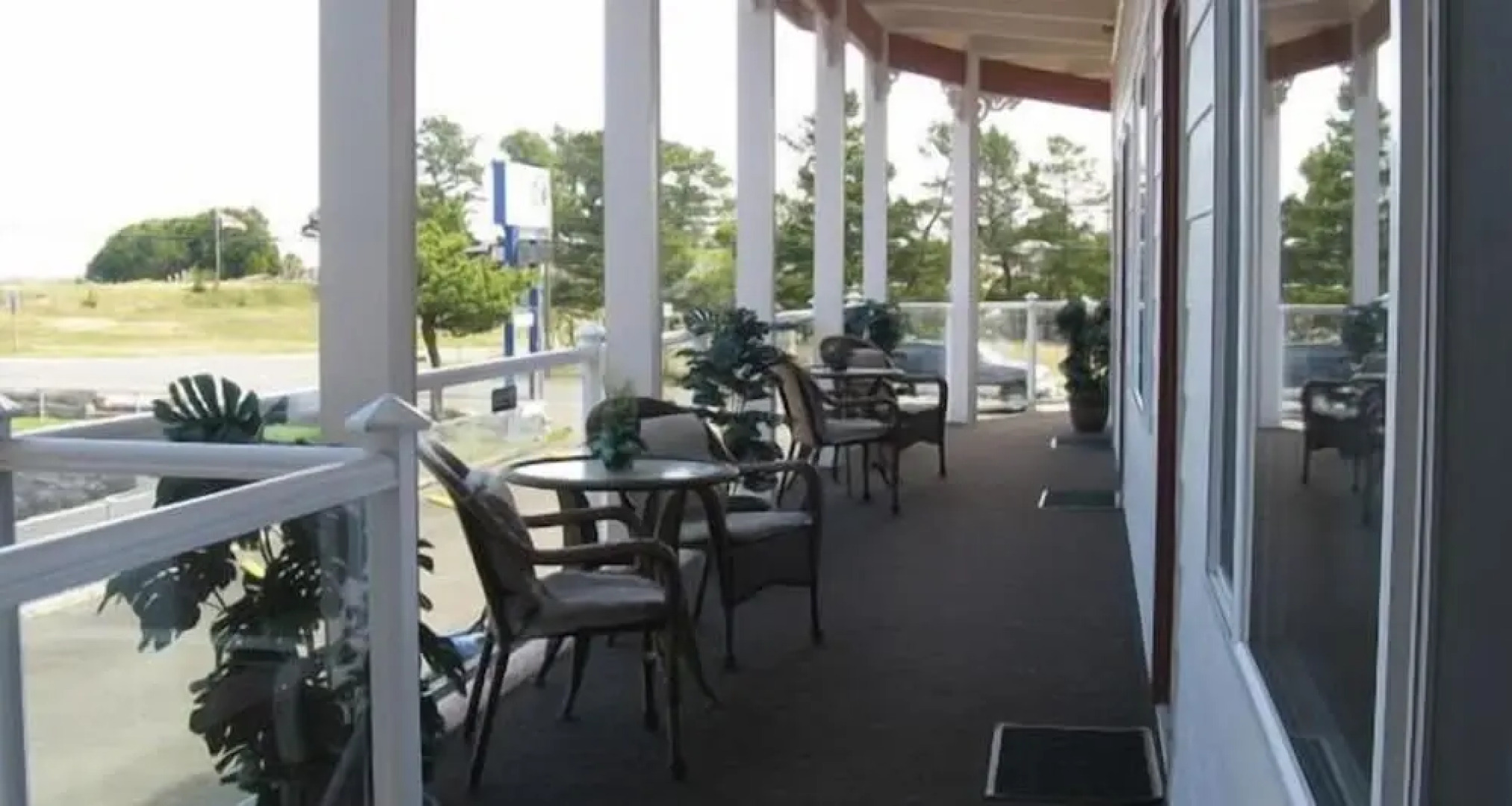 Breakers Boutique Inn