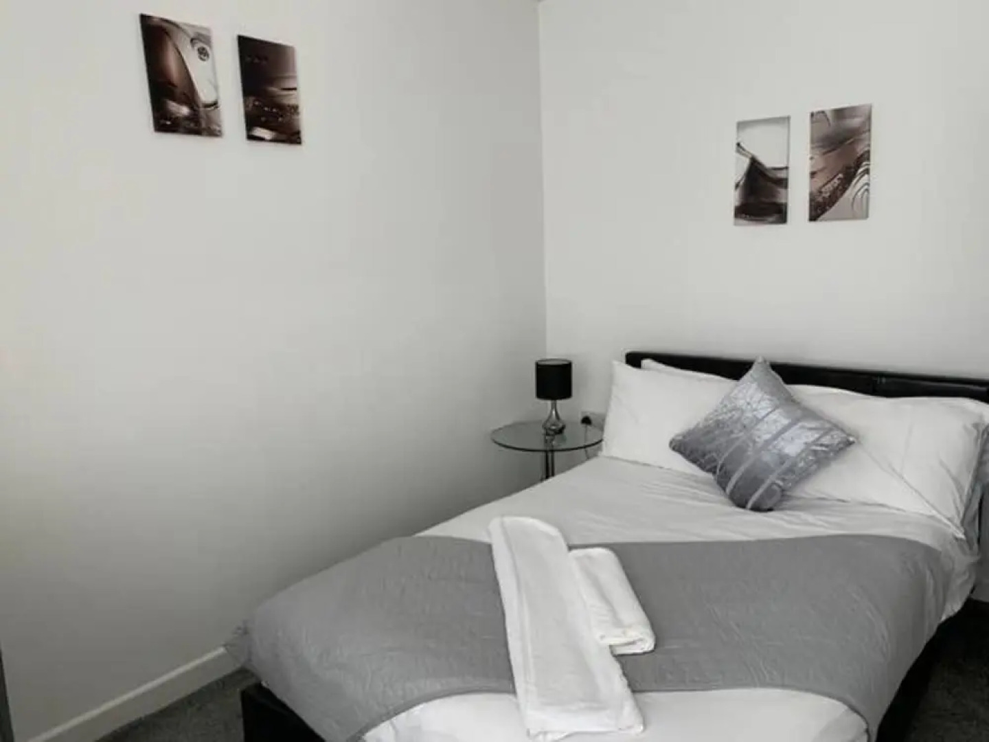 Beautiful 3-bed House in Wolverhampton