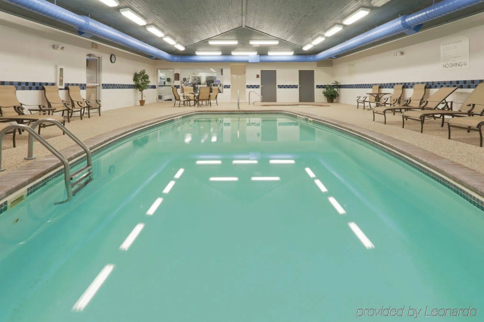 Holiday Inn Express & Suites Fort Pierre by IHG