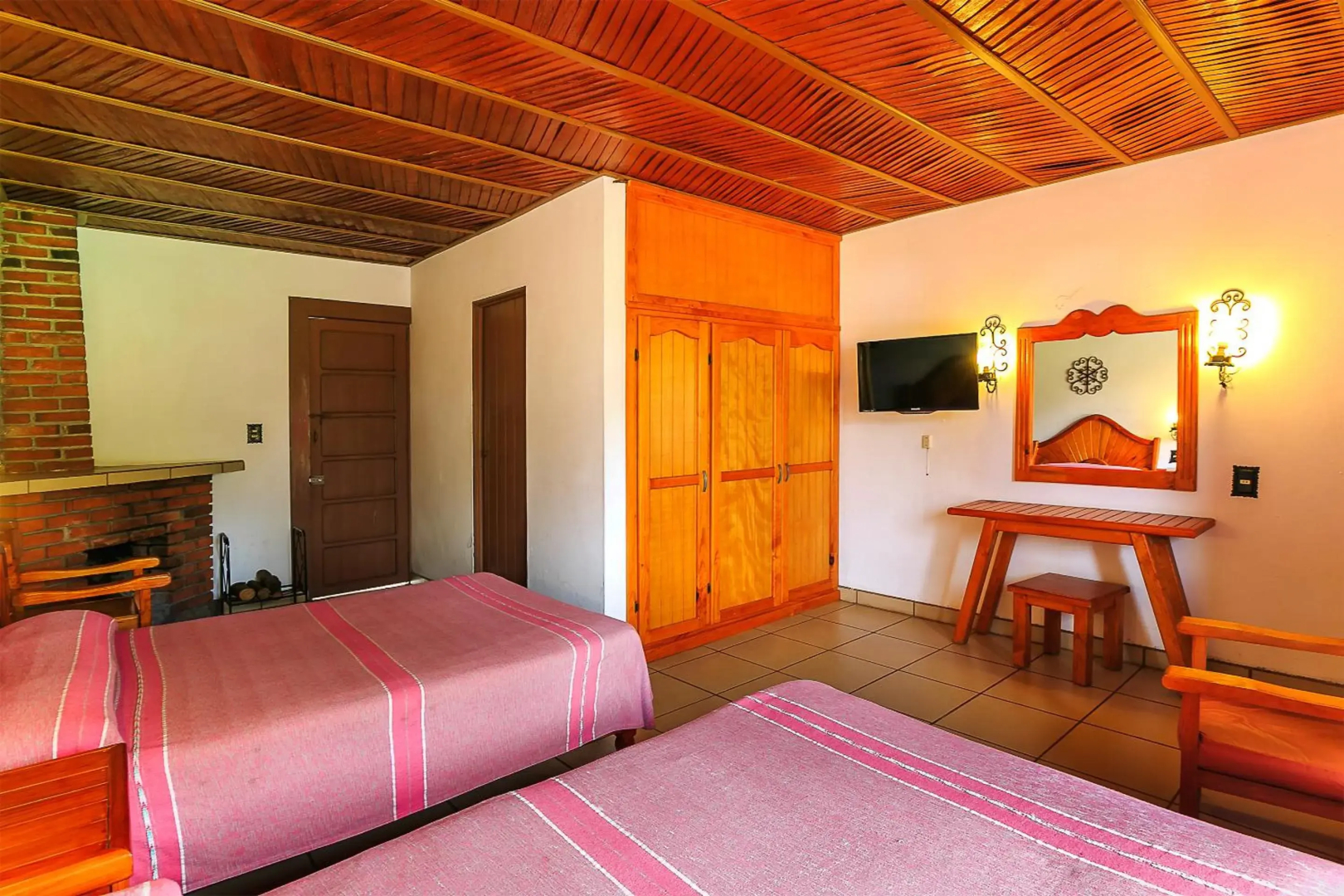 Hotel Pie de la Sierra