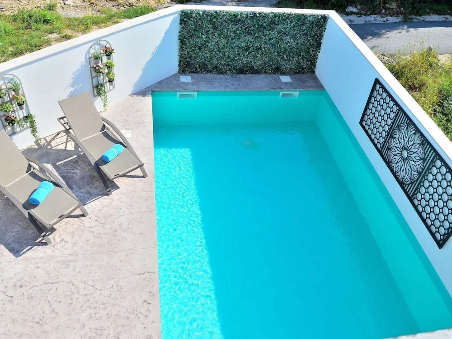 Sunlit Villa in Buje With Swimming Pool