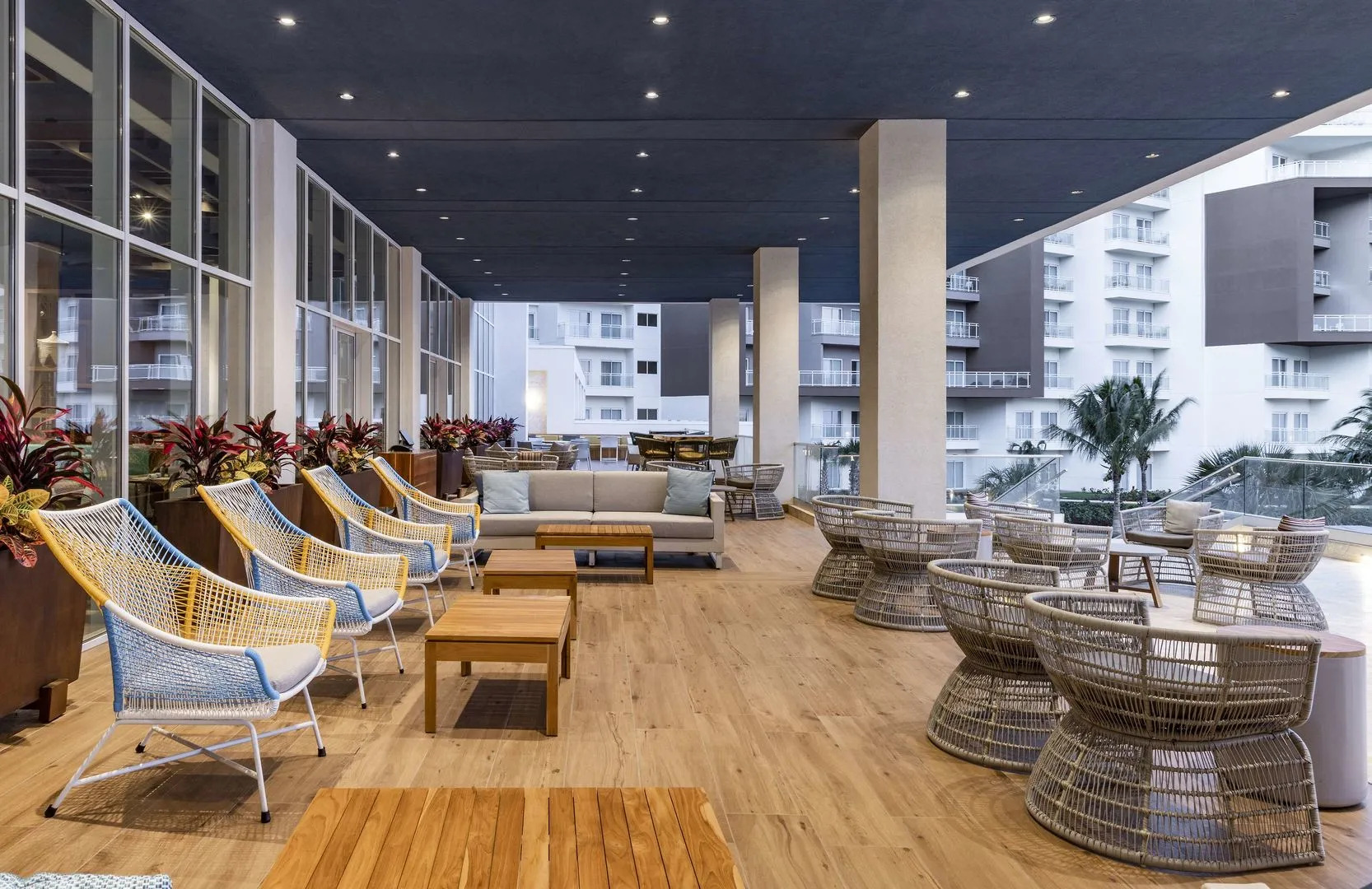 Embassy Suites By Hilton Aruba Beach Resort